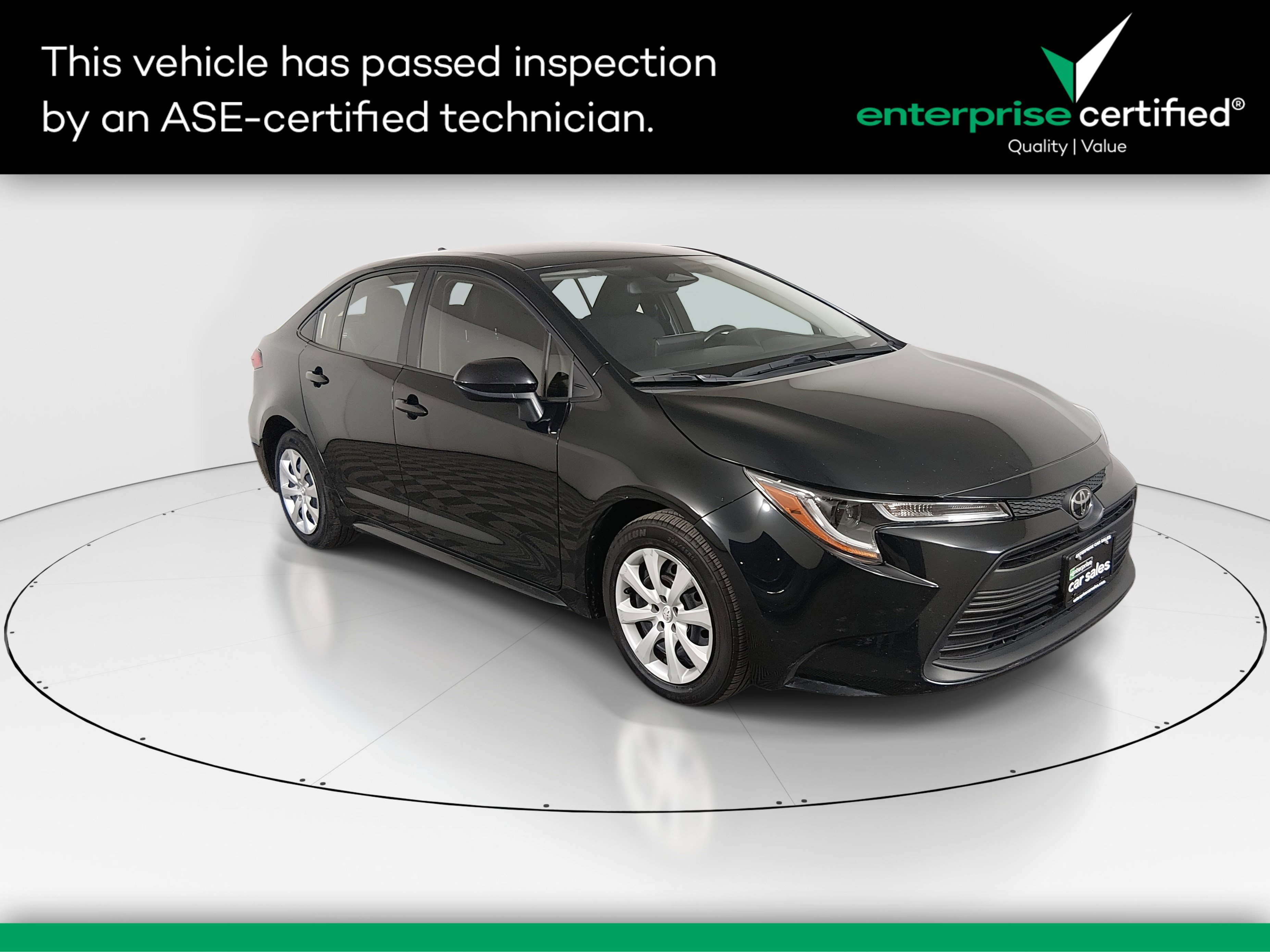 2023 Toyota Corolla LE's photo