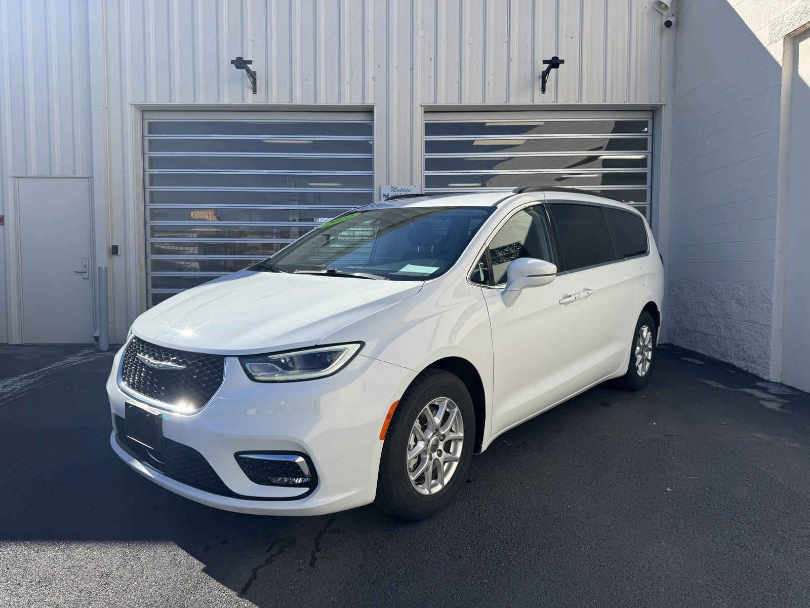 2022 Chrysler Pacifica Touring L FWD