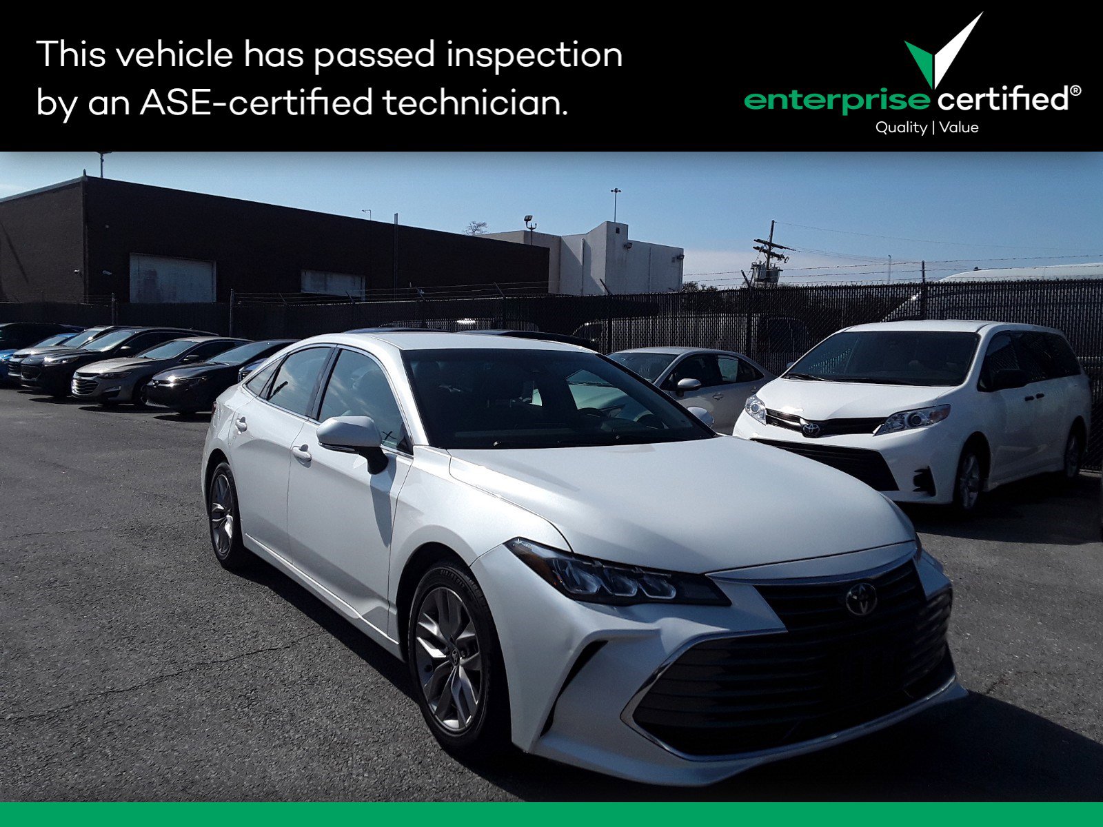 Used 2022 Toyota Avalon XLE FWD