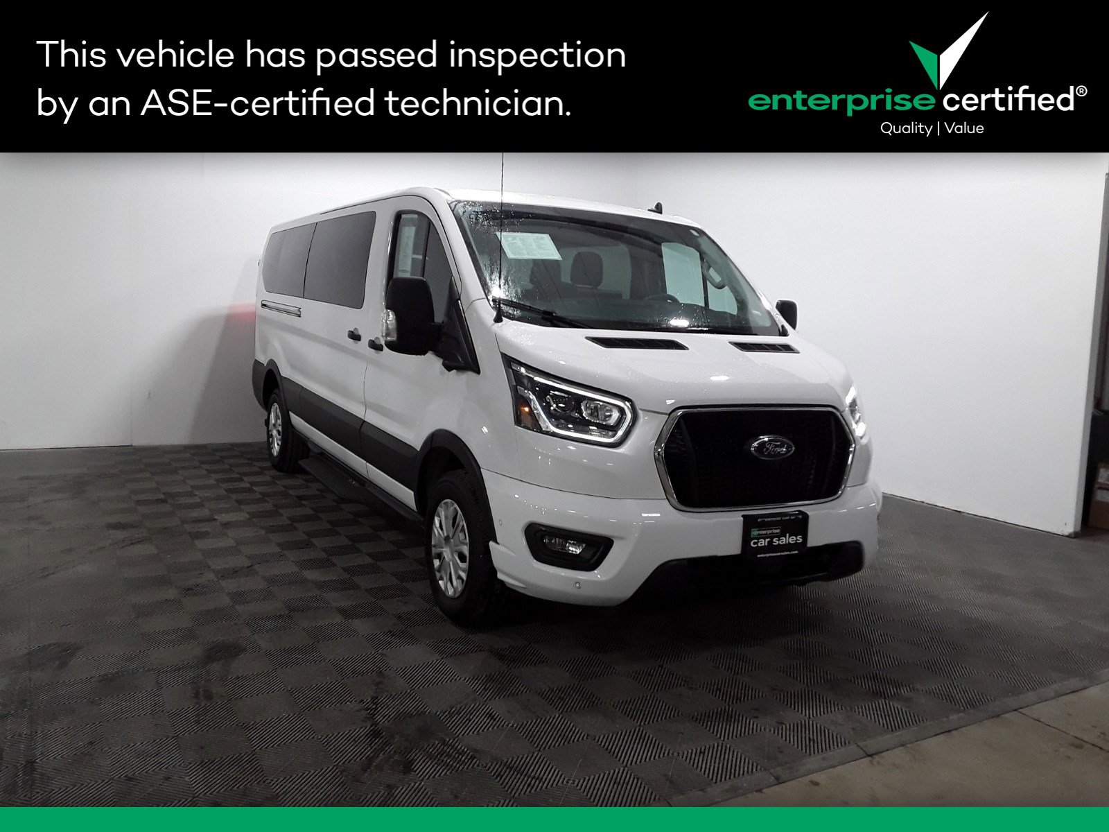 2023 Ford Transit Passenger Wagon T-350 148