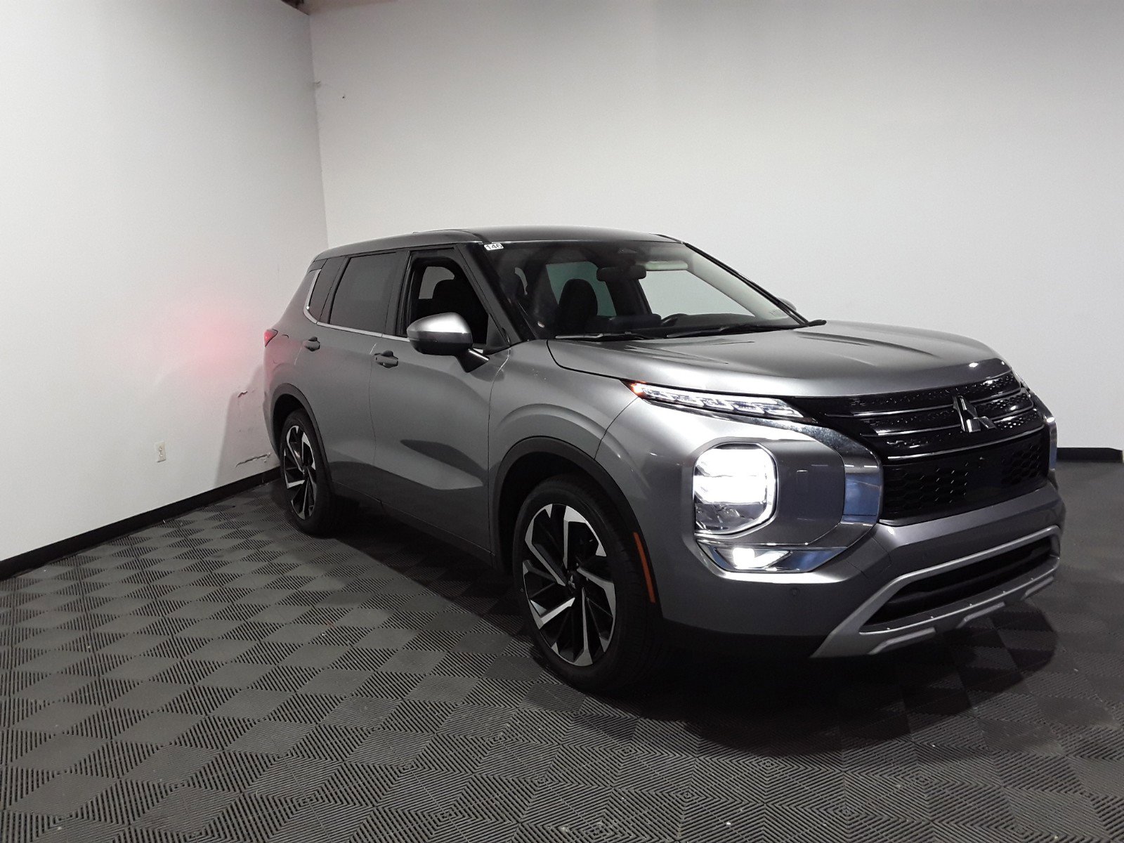 2023 Mitsubishi Outlander SE S-AWC