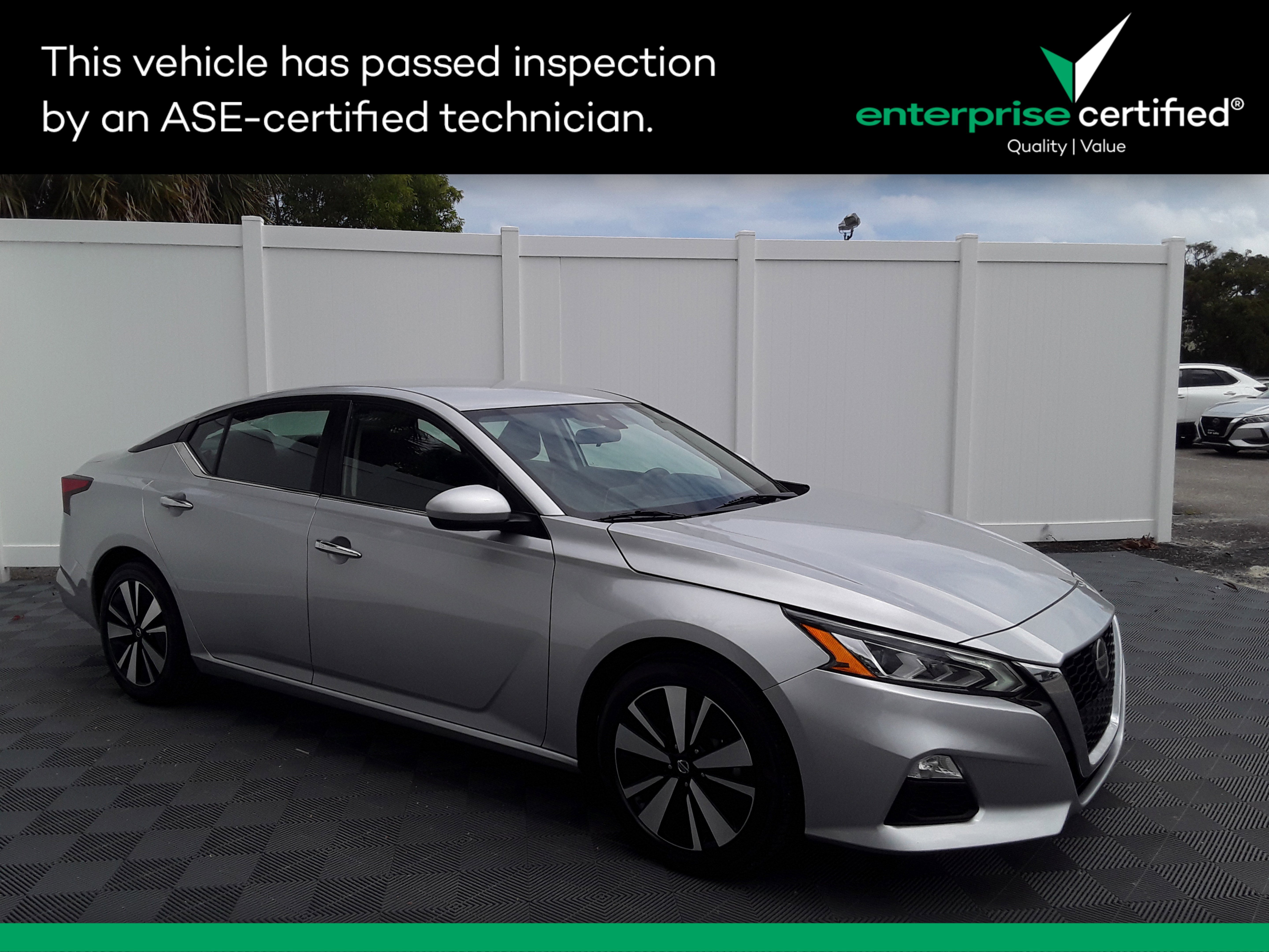 Used 2022 Nissan Altima 2.5 SV Sedan