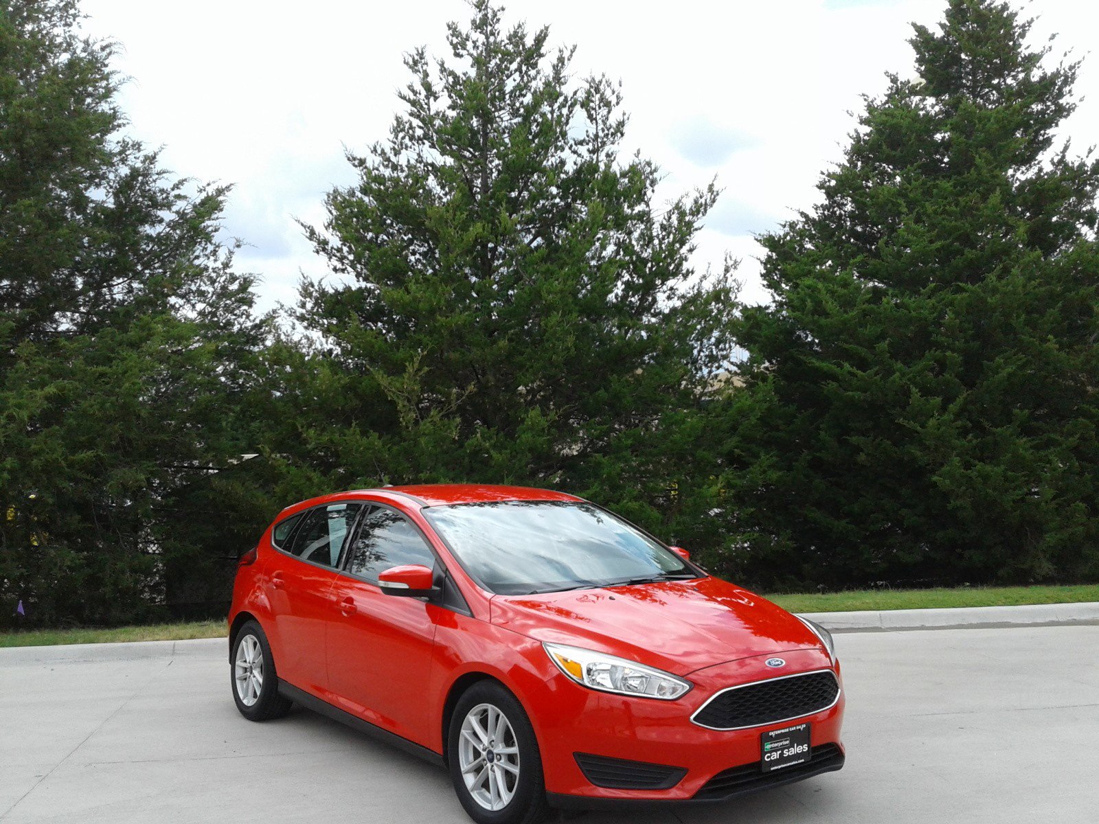 Used 2017 Ford Focus SE Hatch