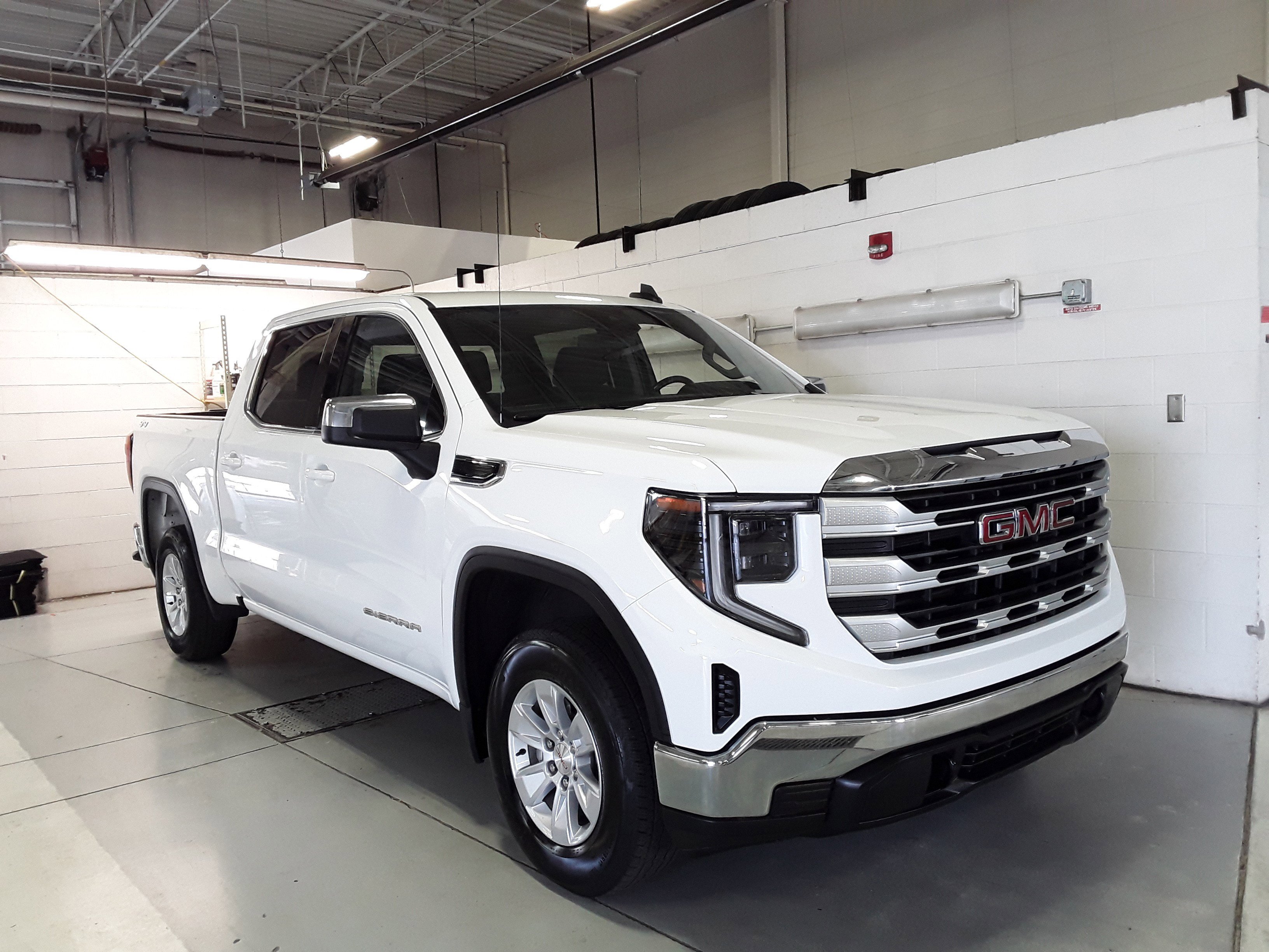 2024 GMC Sierra 1500 4WD Crew Cab 147