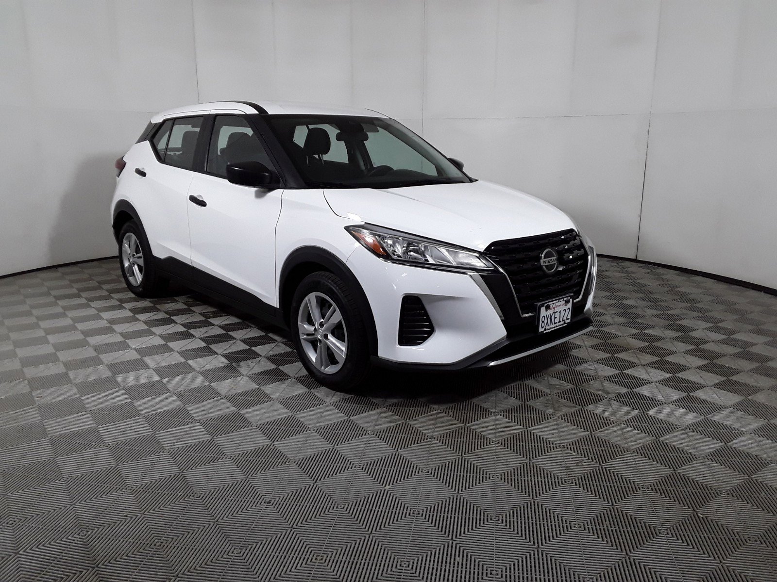 2021 Nissan Kicks S FWD