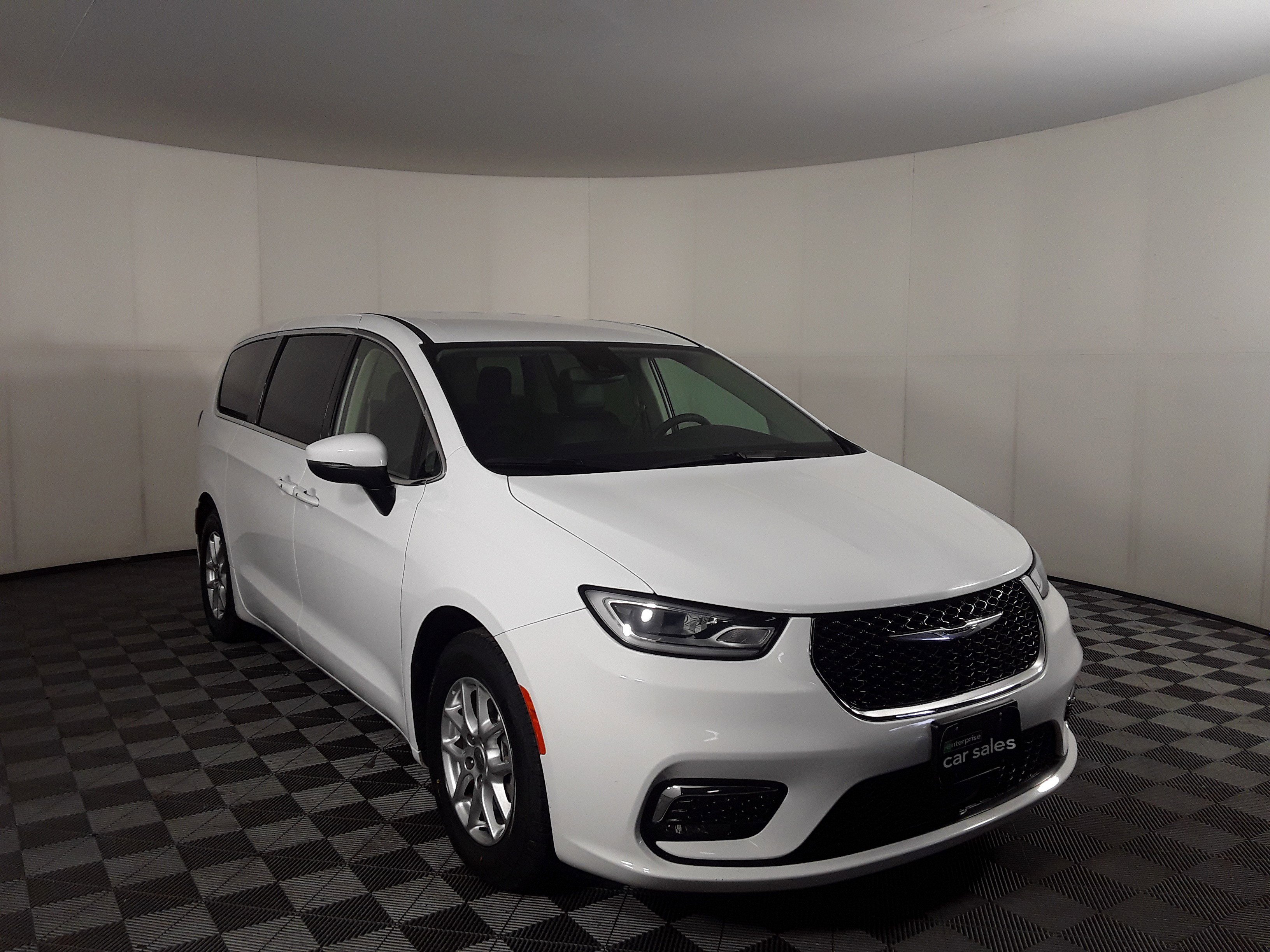 2023 Chrysler Pacifica Touring L FWD