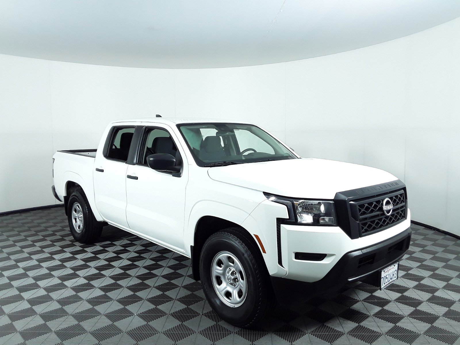 2022 Nissan Frontier Crew Cab 4x2 SV Auto