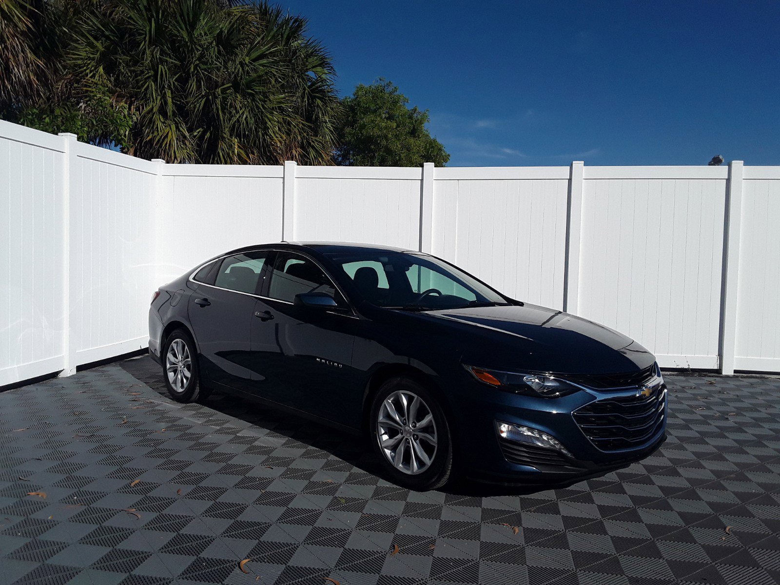 2022 Chevrolet Malibu 4dr Sdn LT