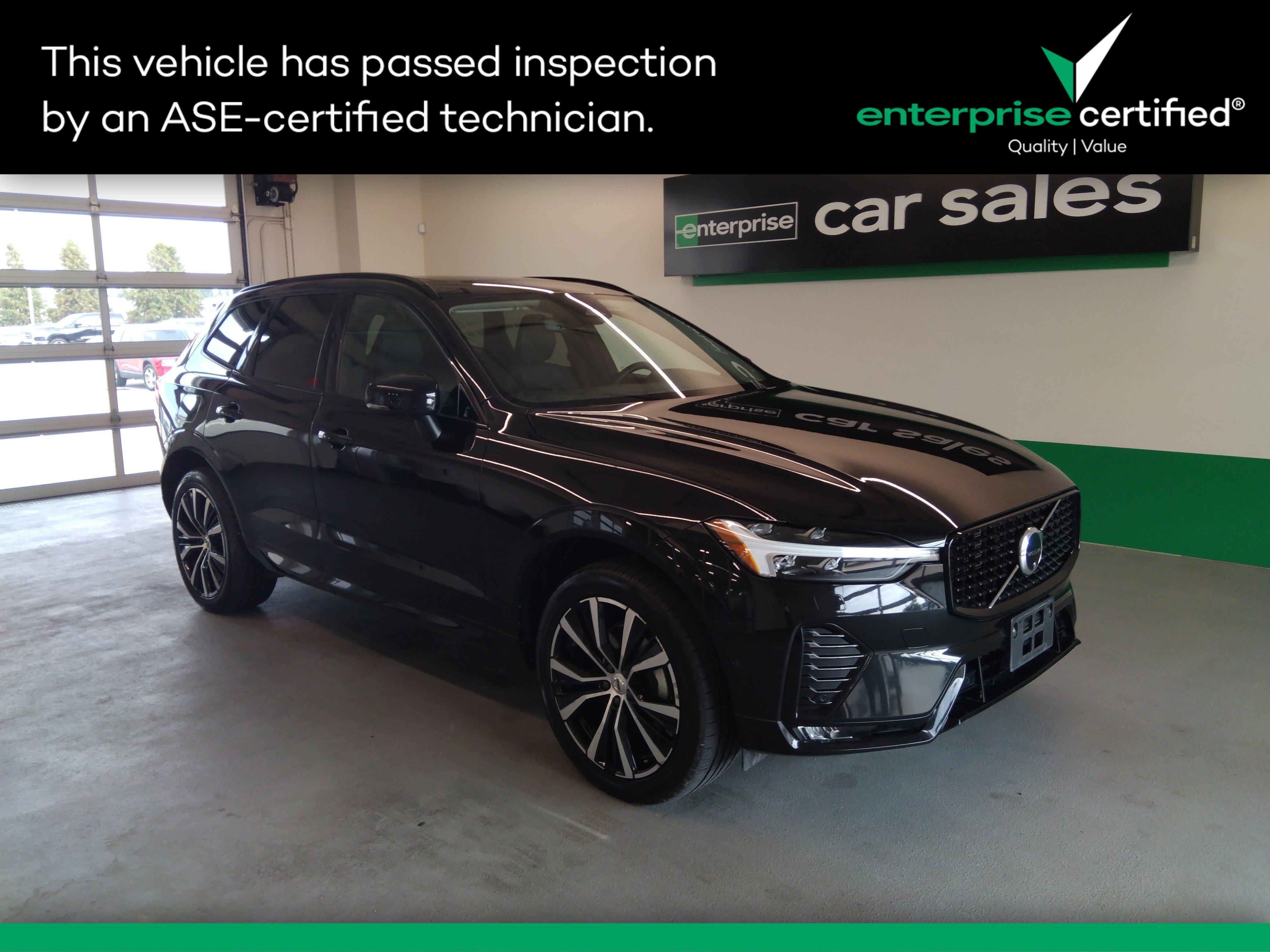Used 2024 Volvo XC60 B5 AWD Plus Dark Theme