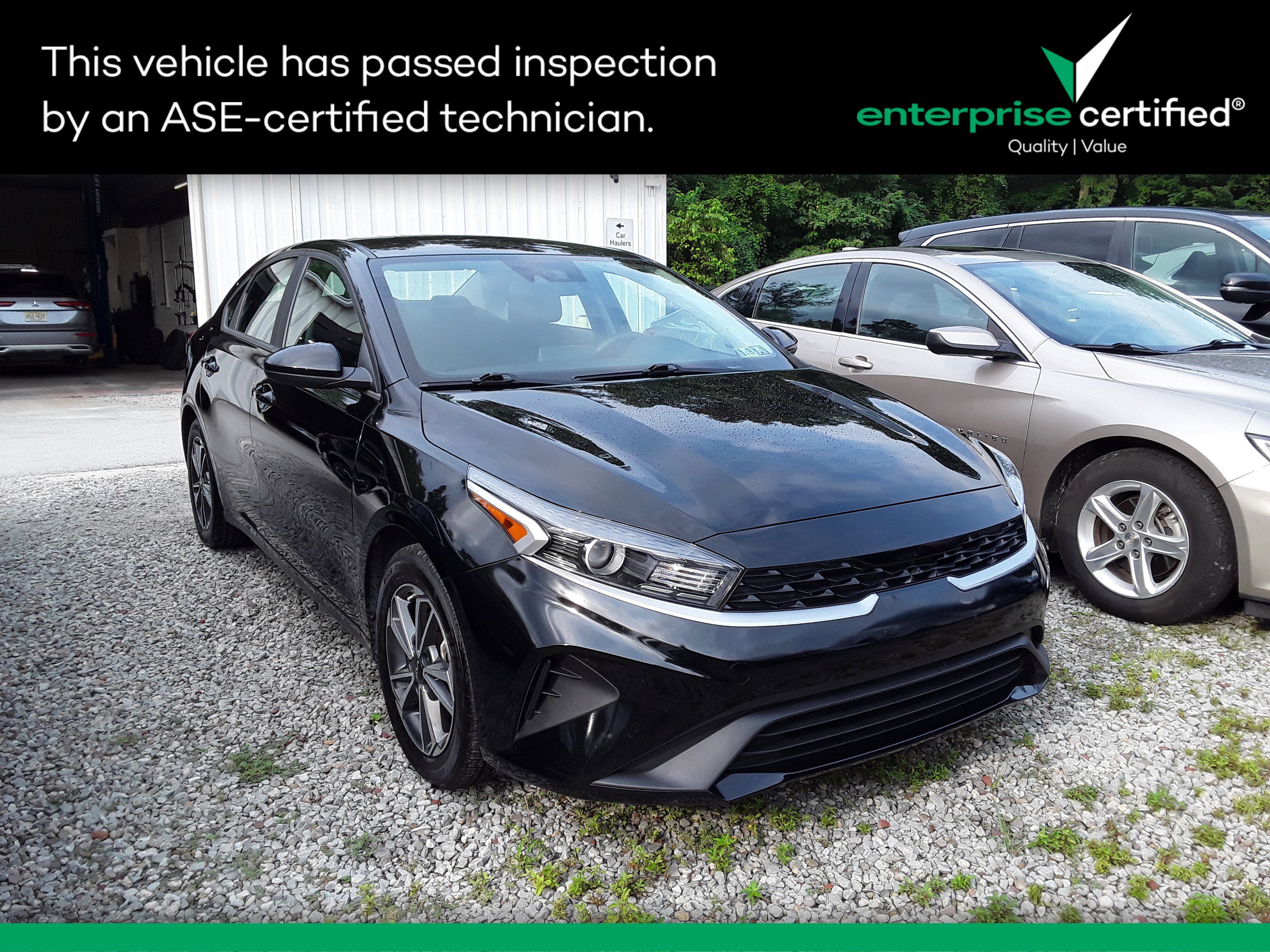 Used 2023 Kia Forte LXS IVT