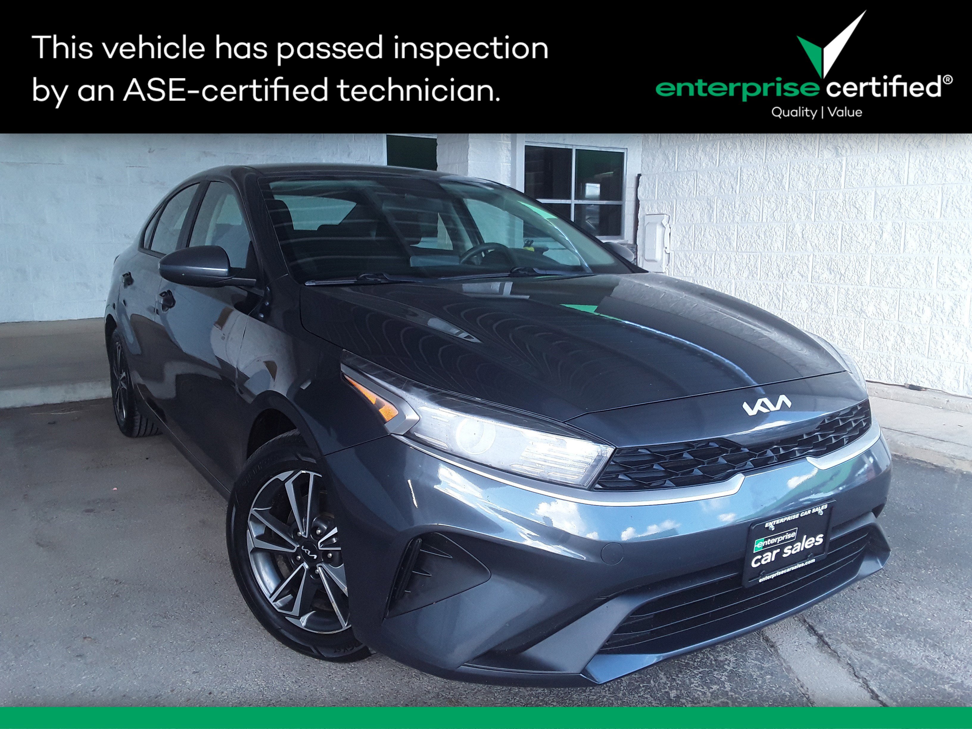 Used 2023 Kia Forte LXS IVT