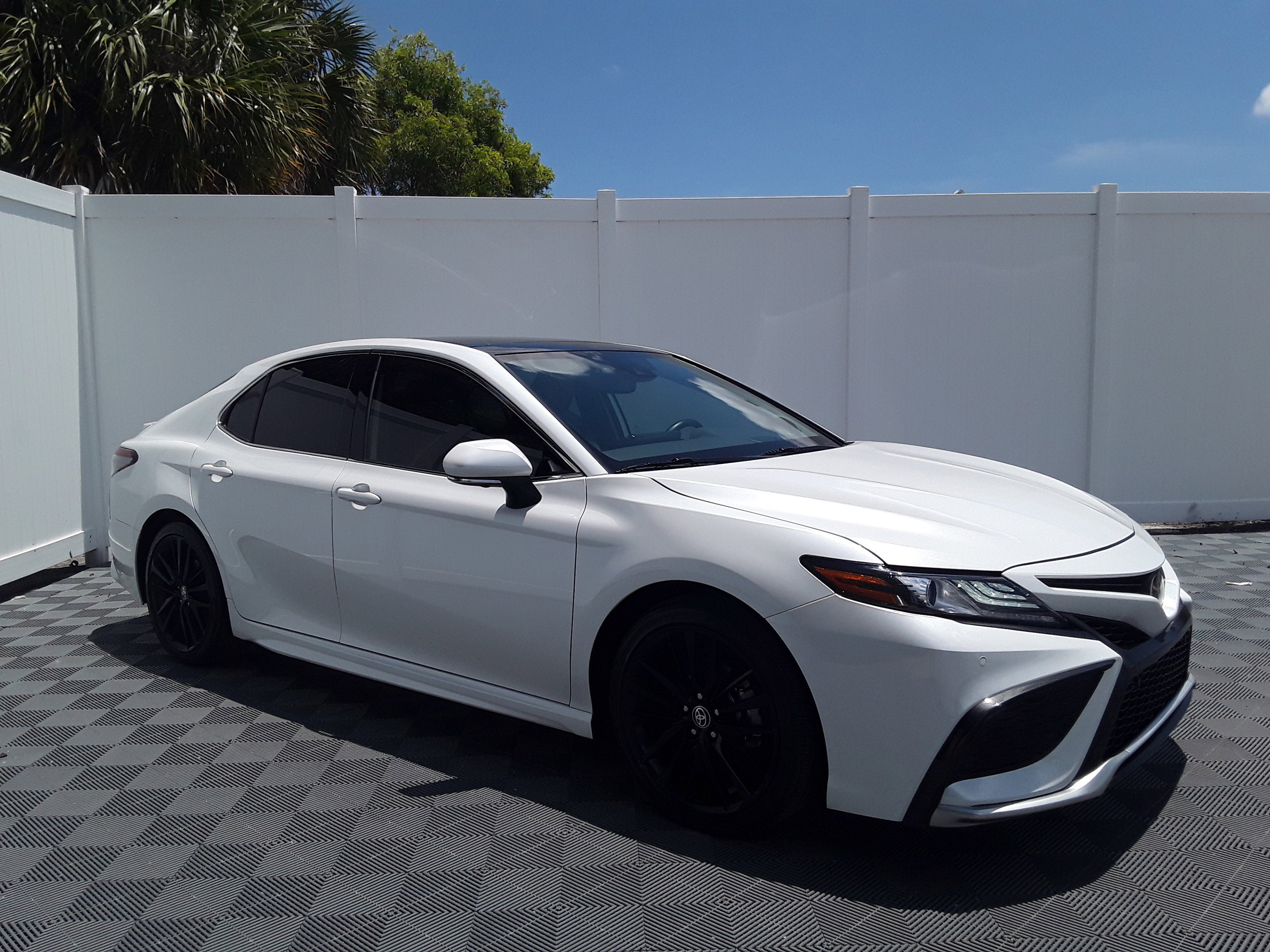 2023 Toyota Camry XSE Auto