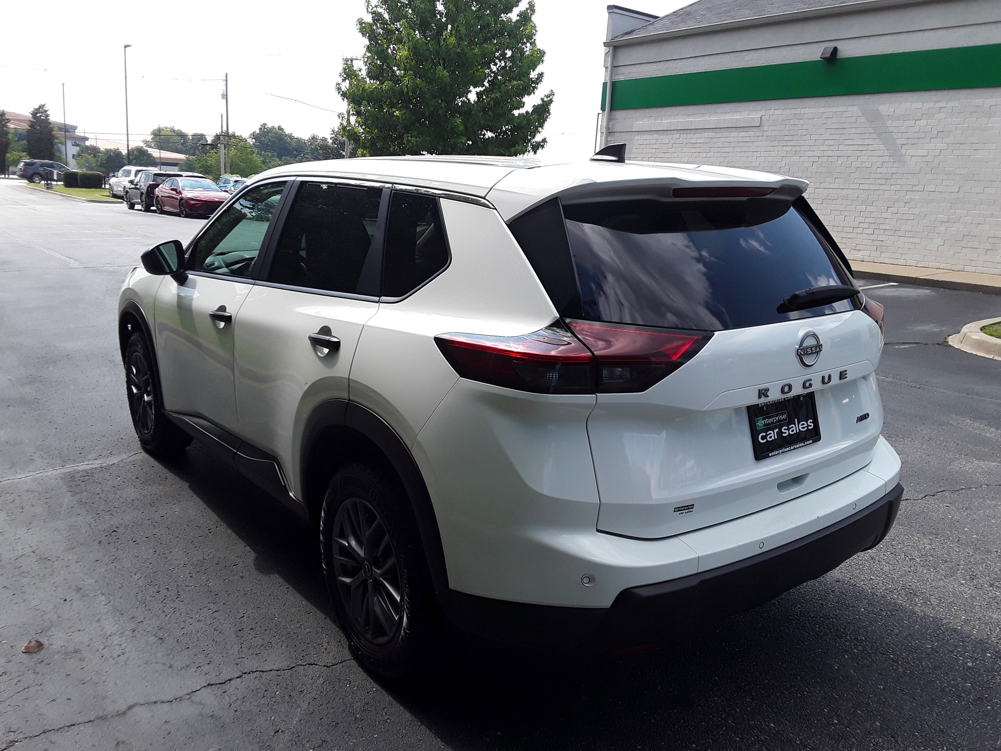 Image of Used 2024 Nissan Rogue AWD S