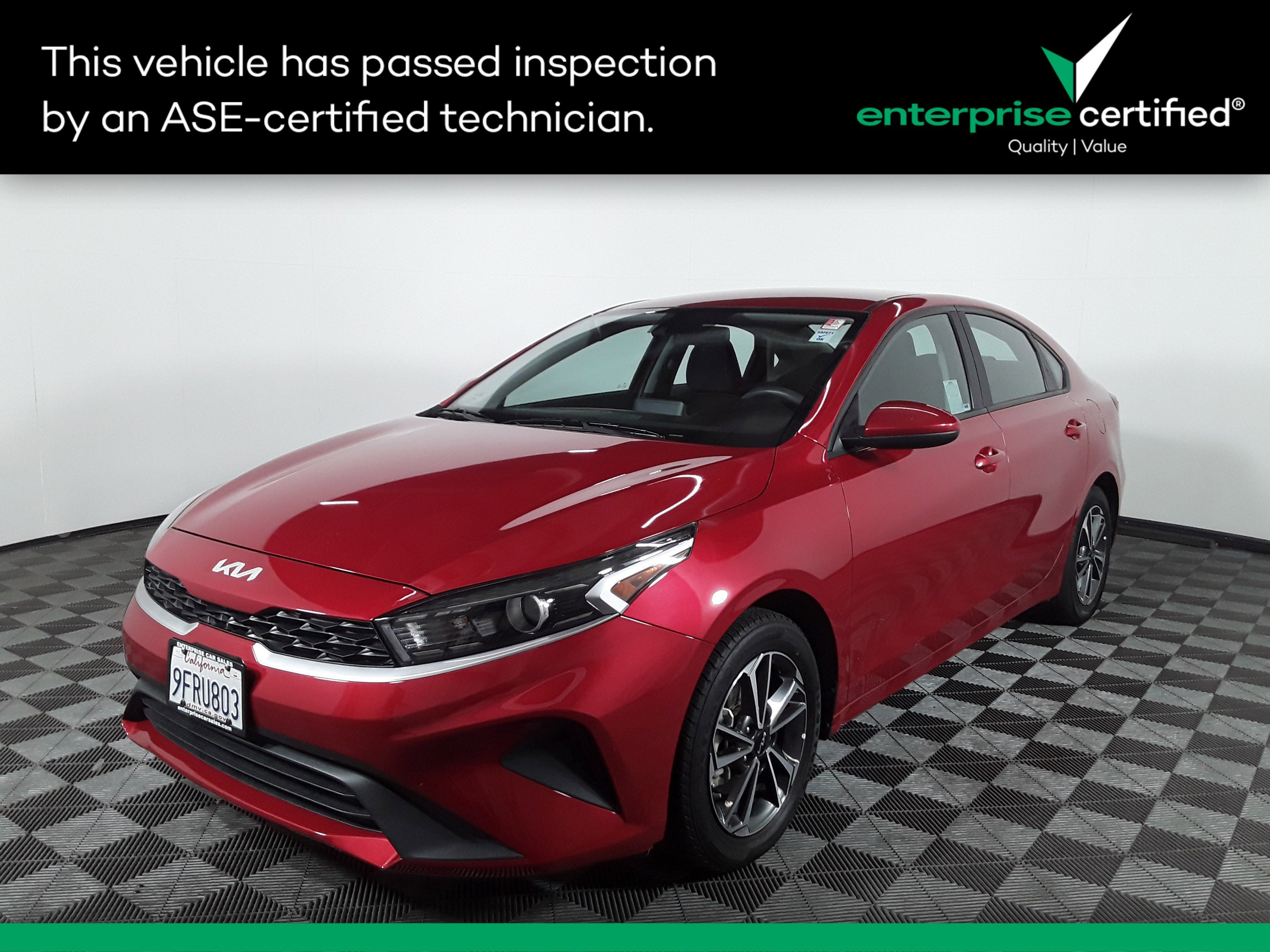 Used 2023 Kia Forte LXS IVT