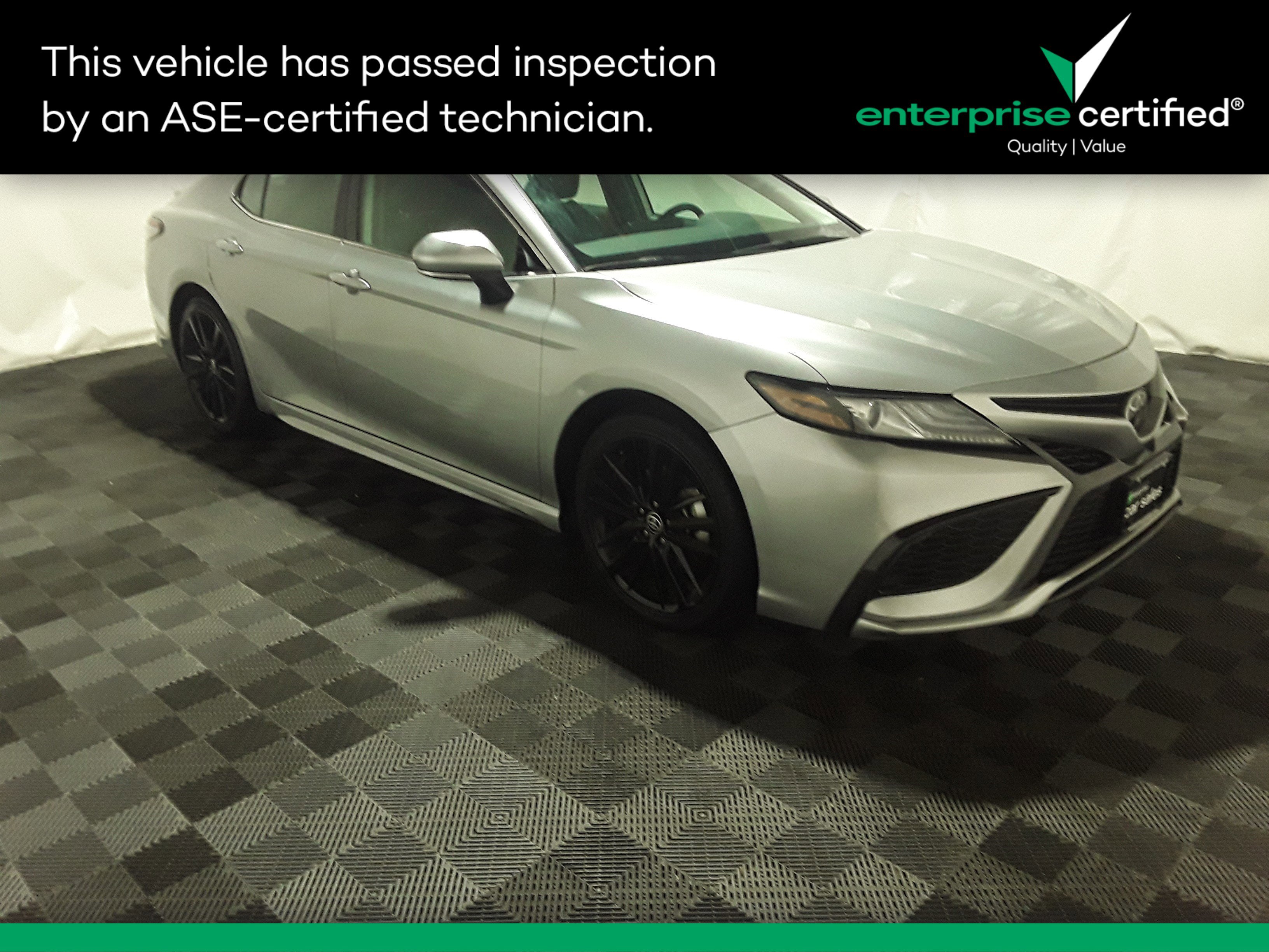 2023 Toyota Camry XSE Auto