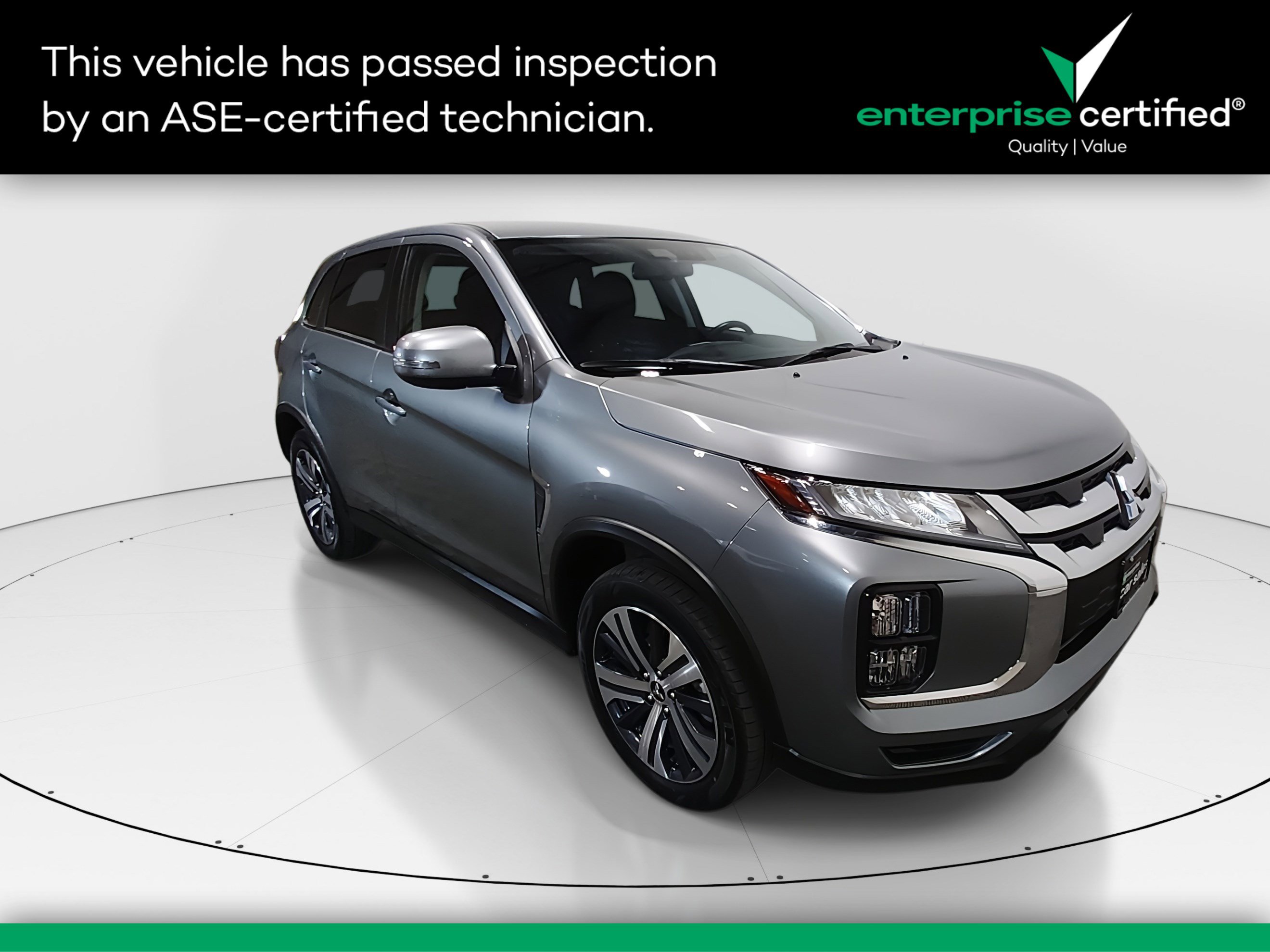 2024 Mitsubishi Outlander Sport SE's photo