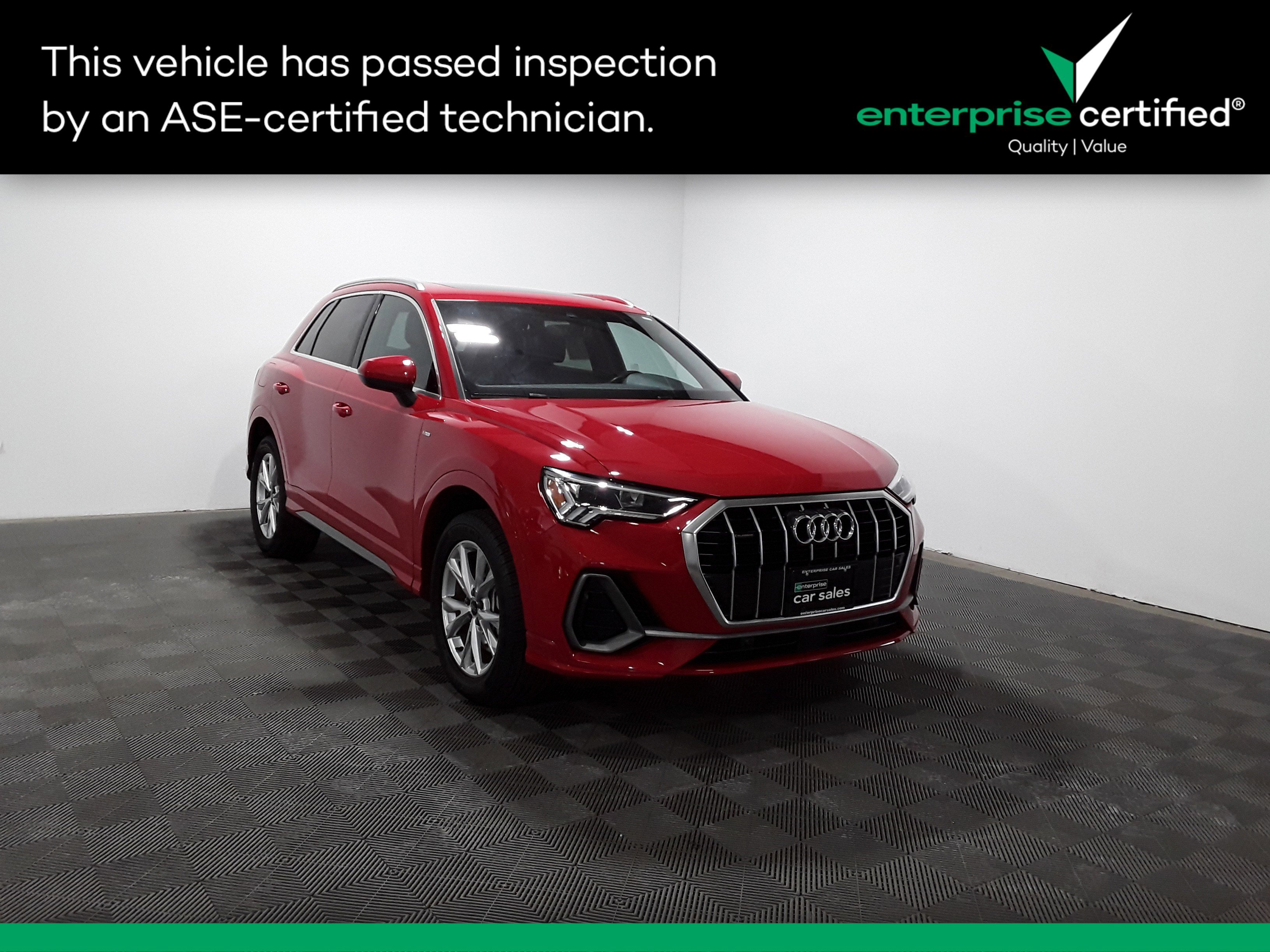 2023 Audi Q3 S line Premium 45 TFSI quattro