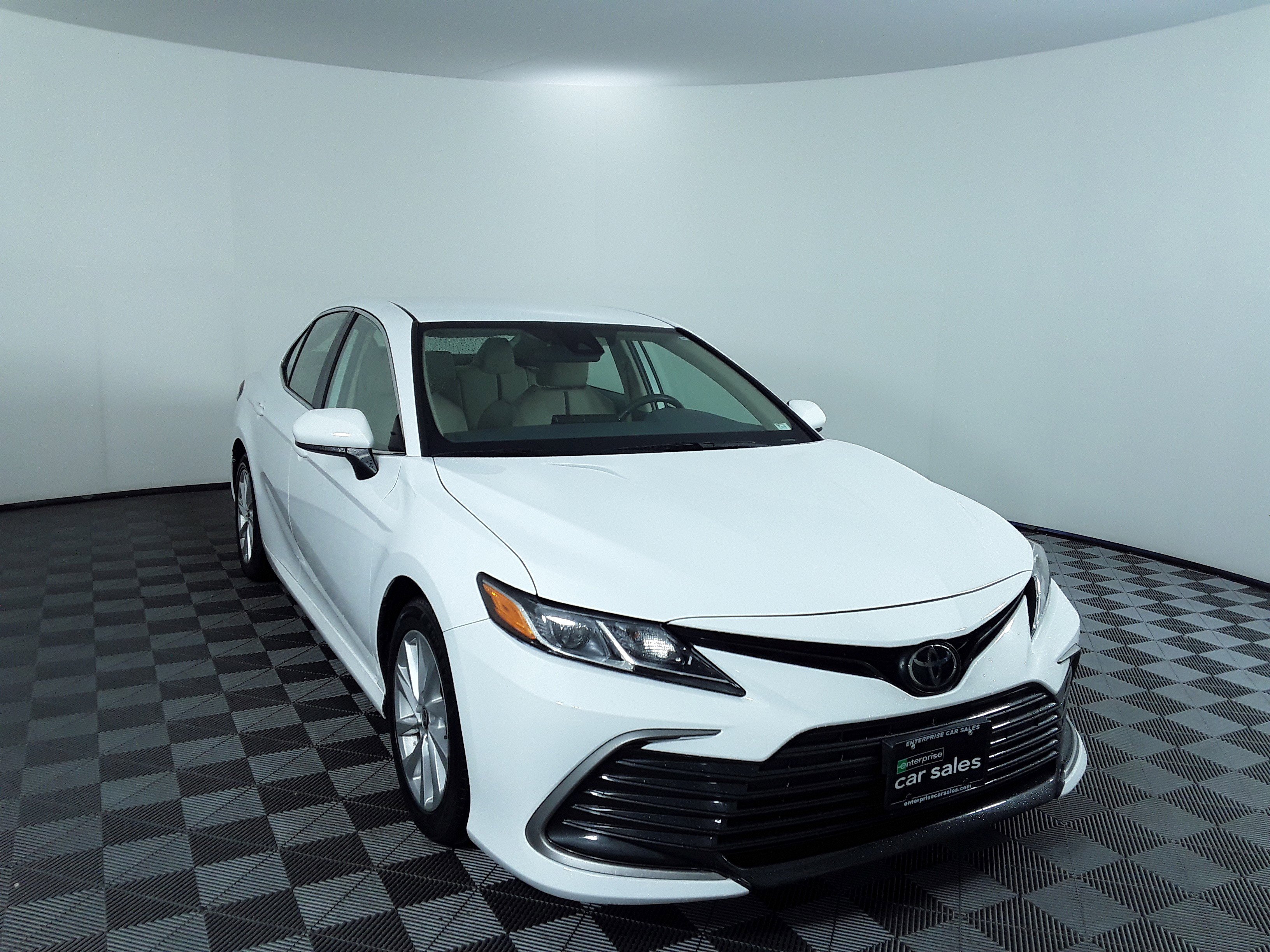 2023 Toyota Camry LE Auto