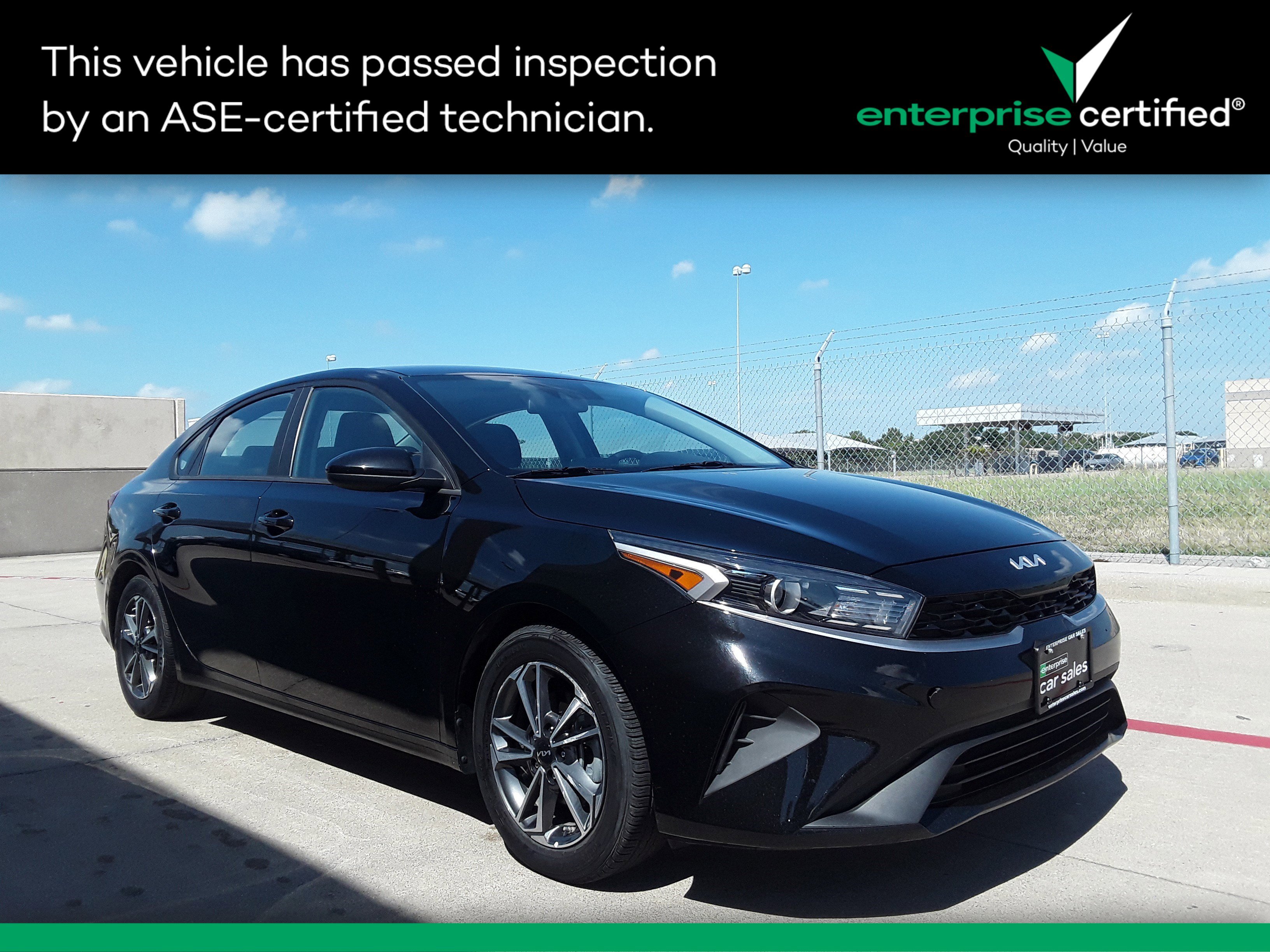 Used 2023 Kia Forte LXS IVT