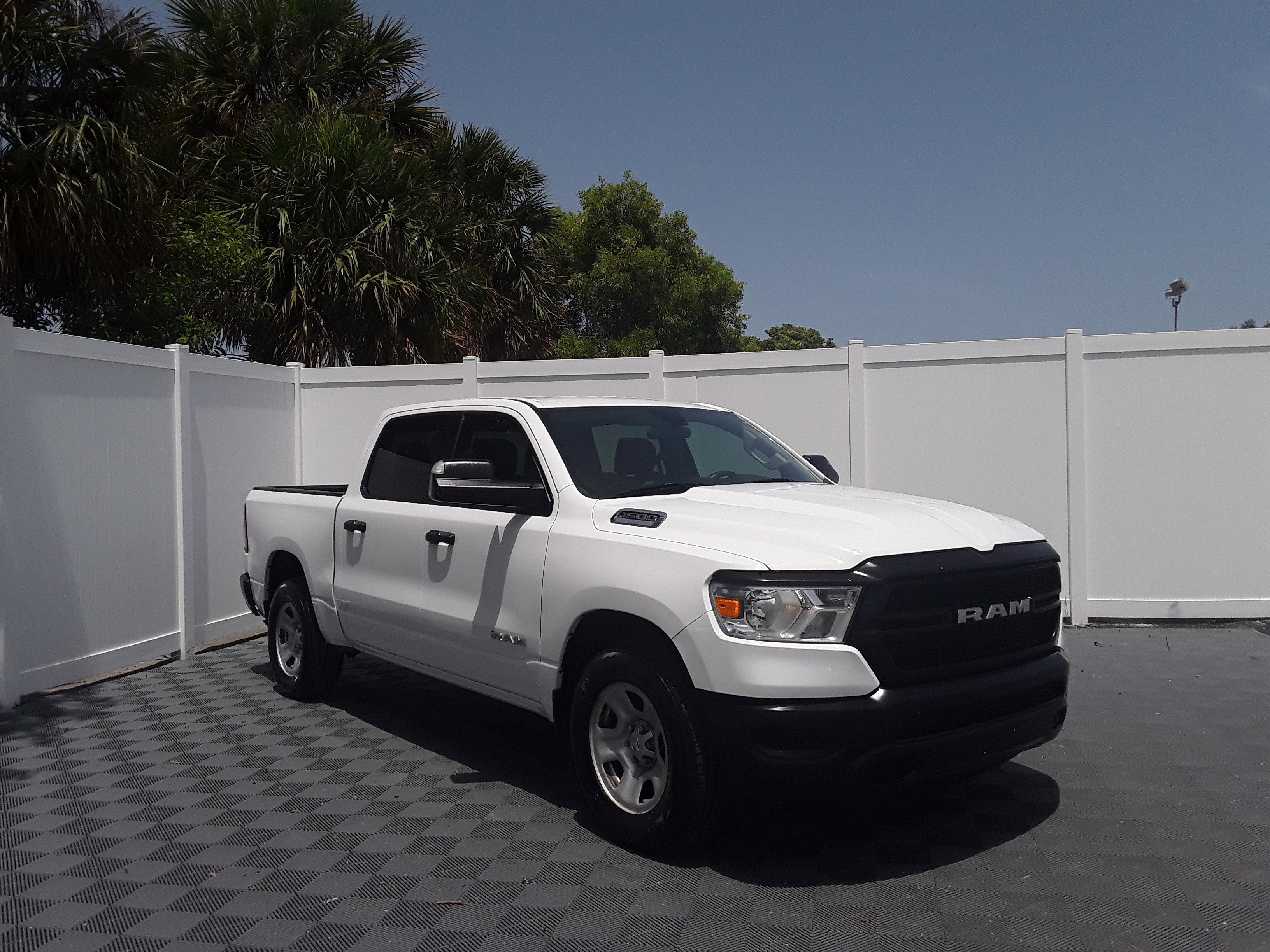 2020 Ram 1500 Tradesman 4x2 Crew Cab 5'7