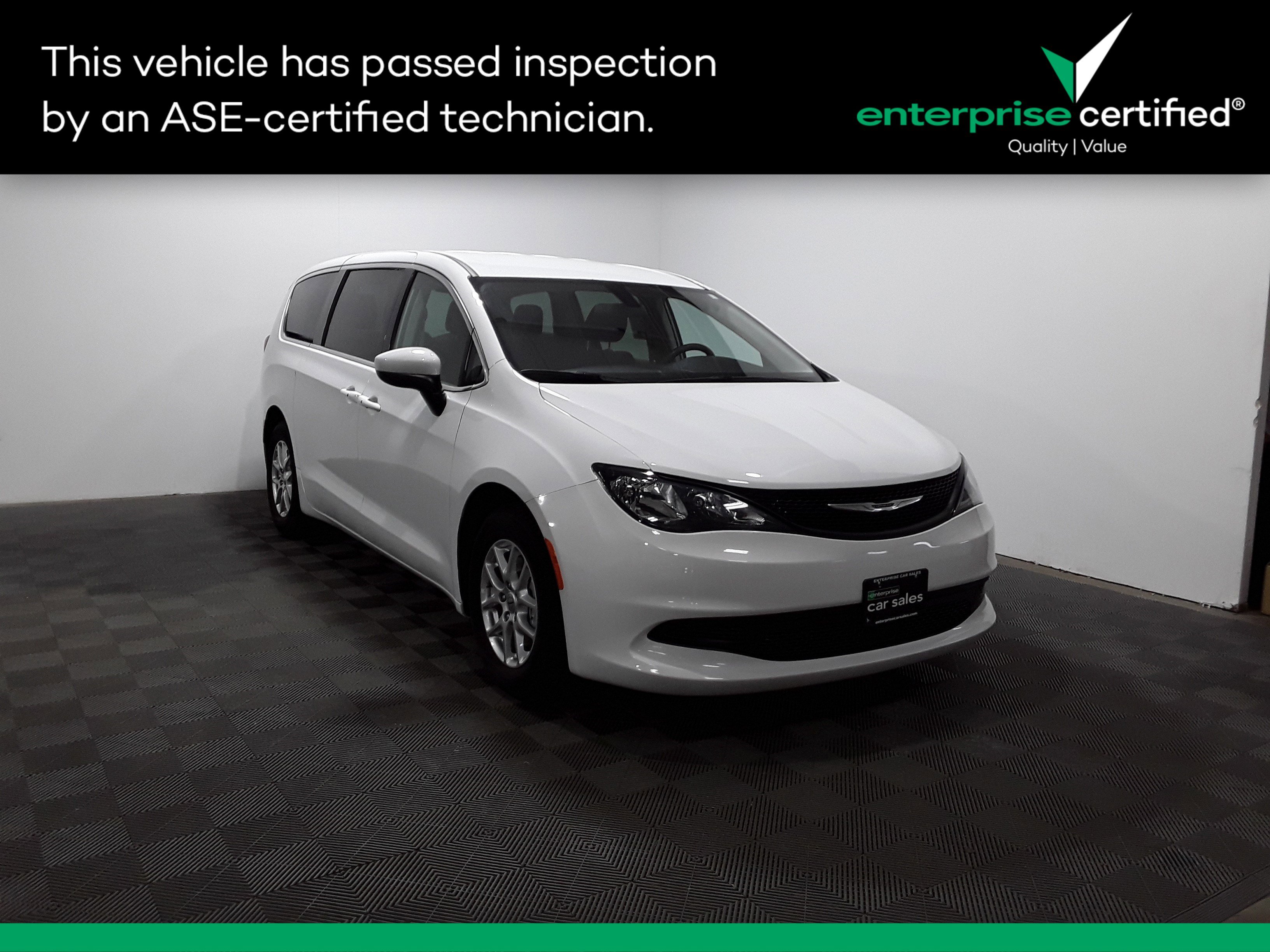 Used 2022 Chrysler Voyager LX FWD