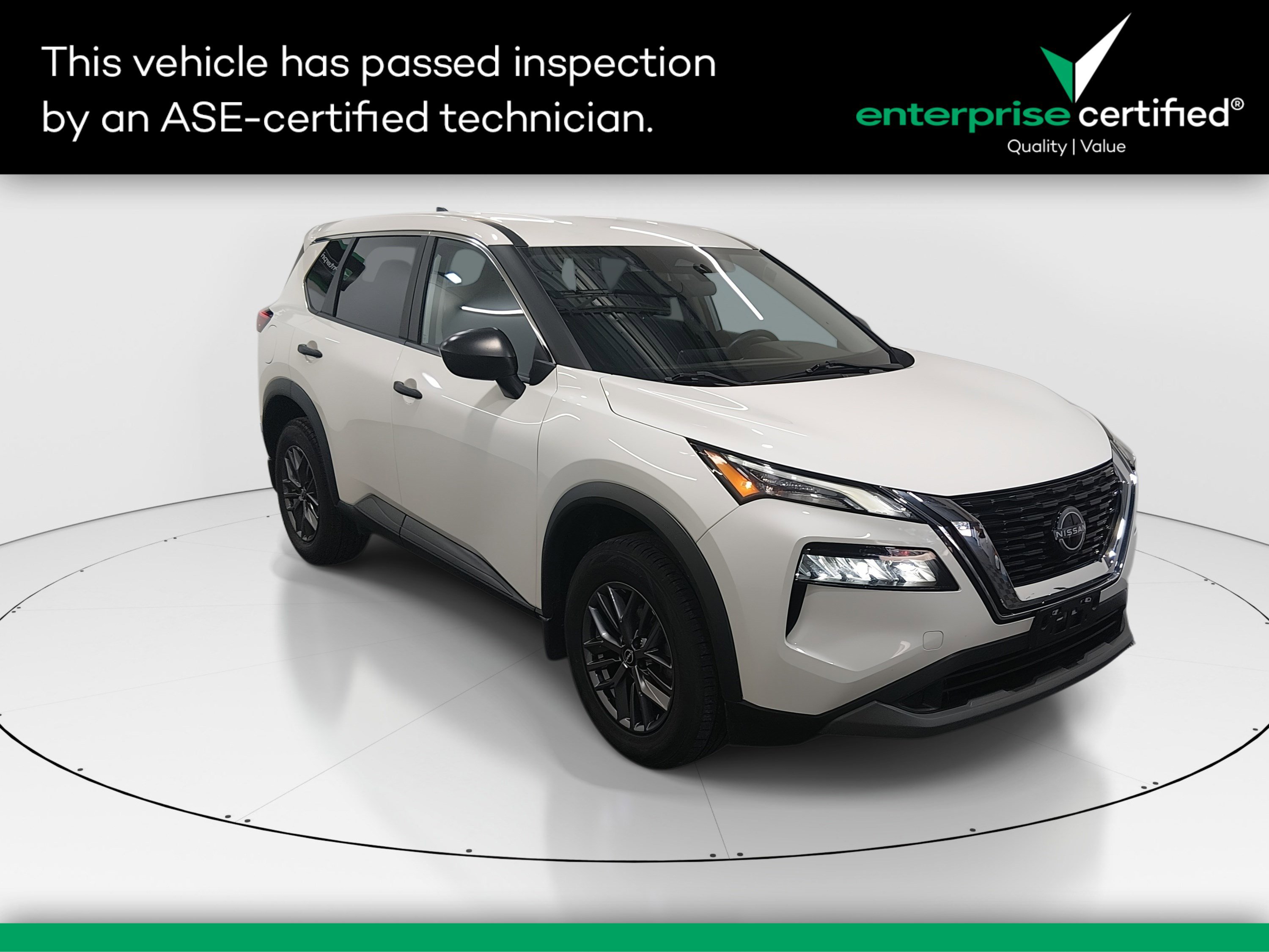 2023 Nissan Rogue S's photo