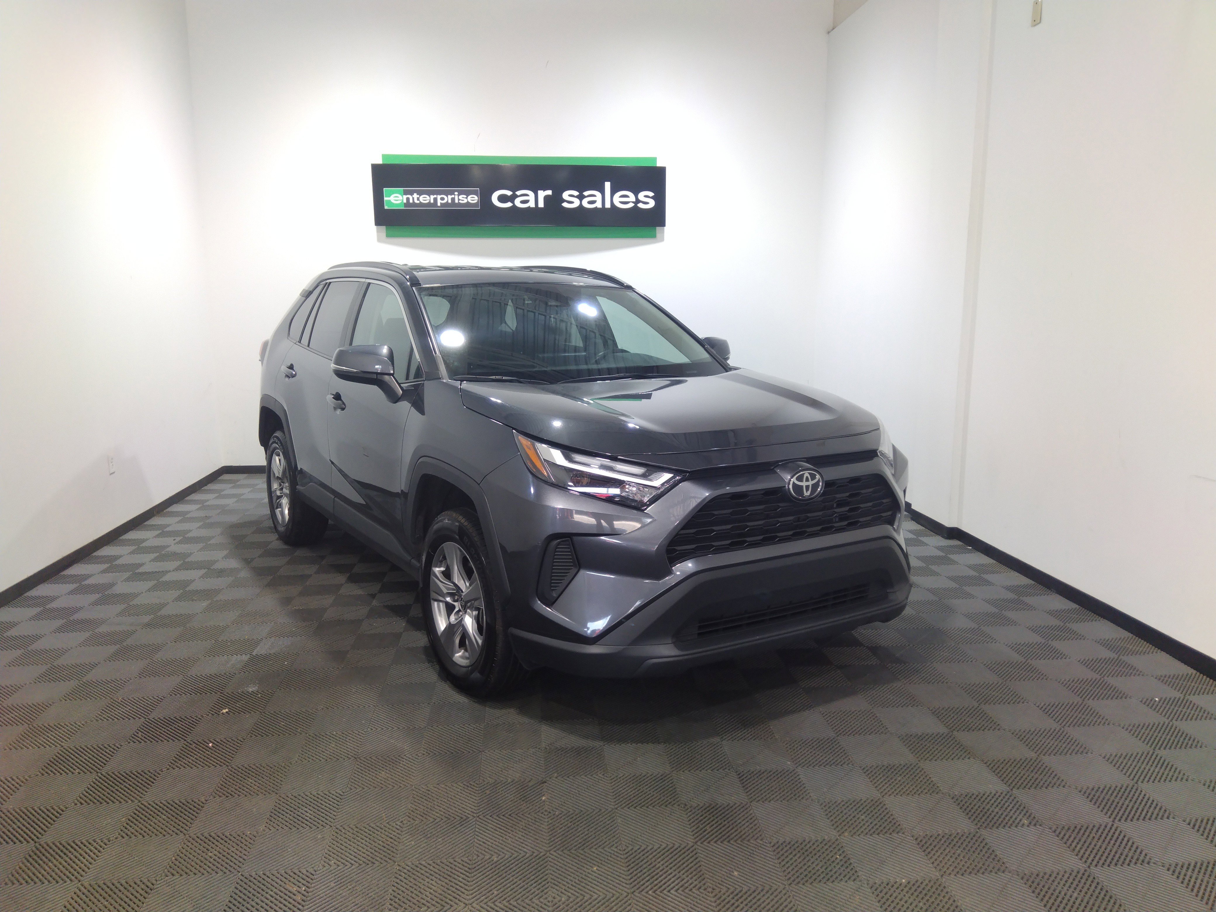 2023 Toyota RAV4 XLE FWD