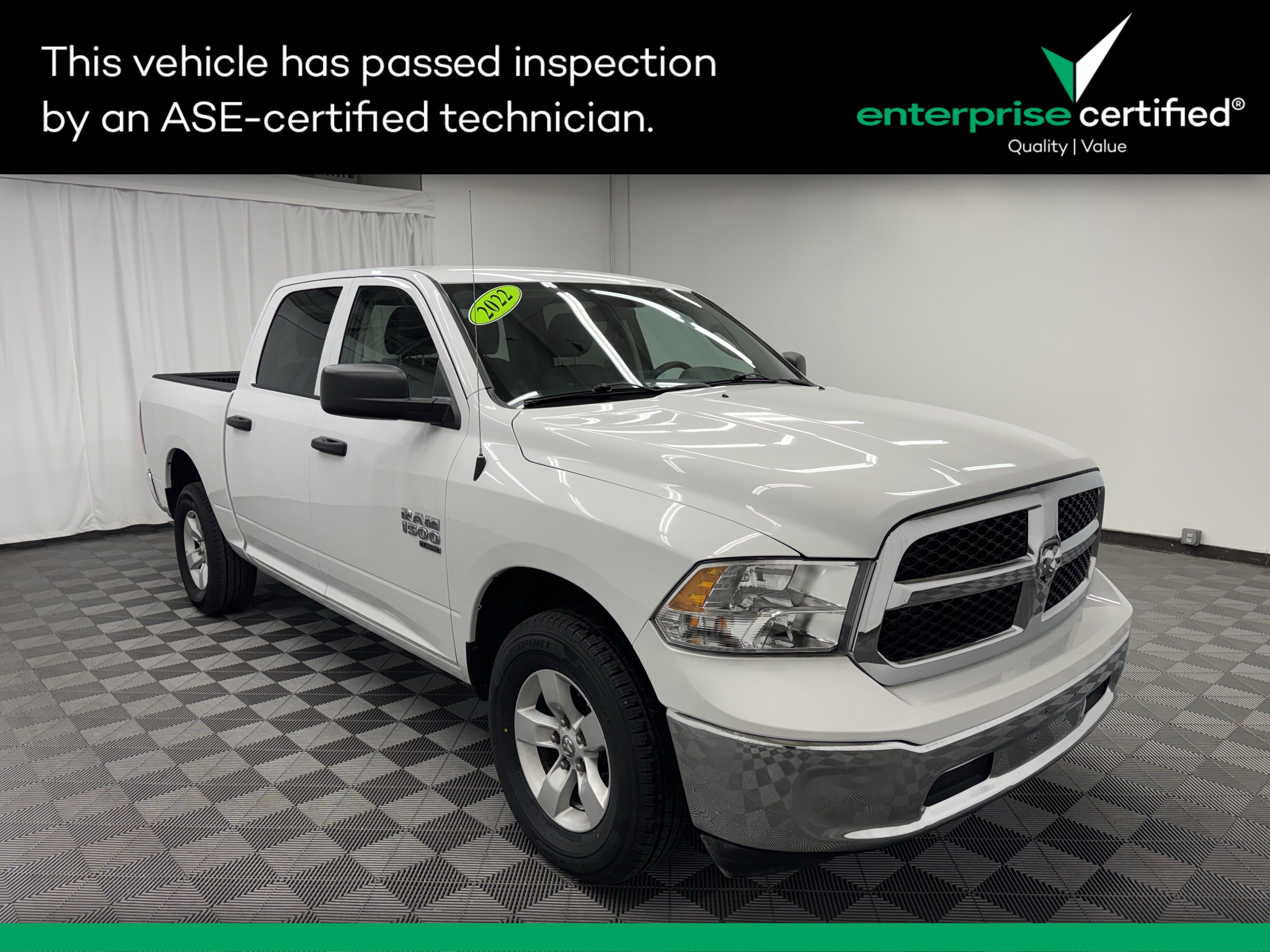 2024 RAM Ram 1500 Classic SLT's photo