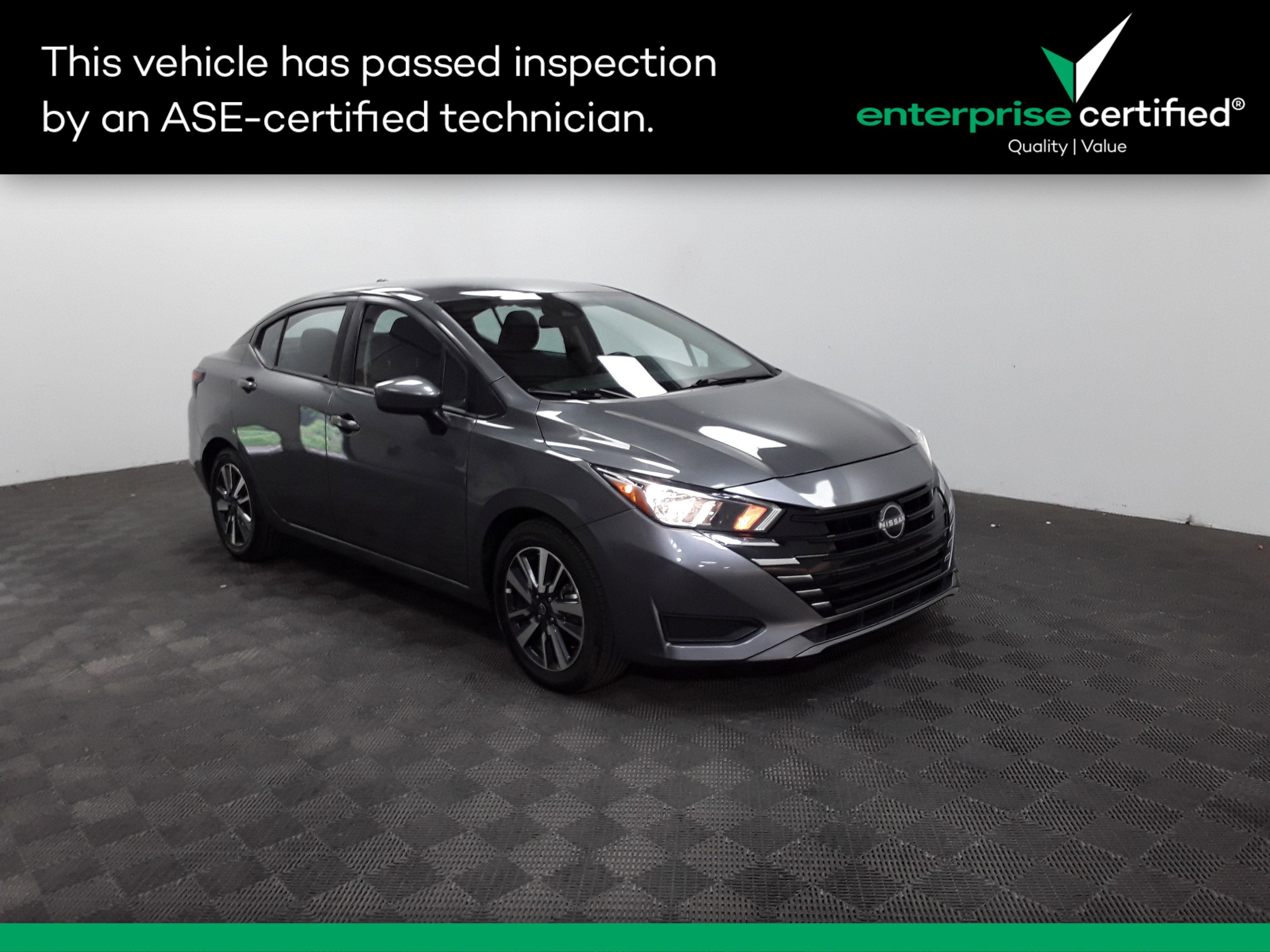 2023 Nissan Versa SV CVT