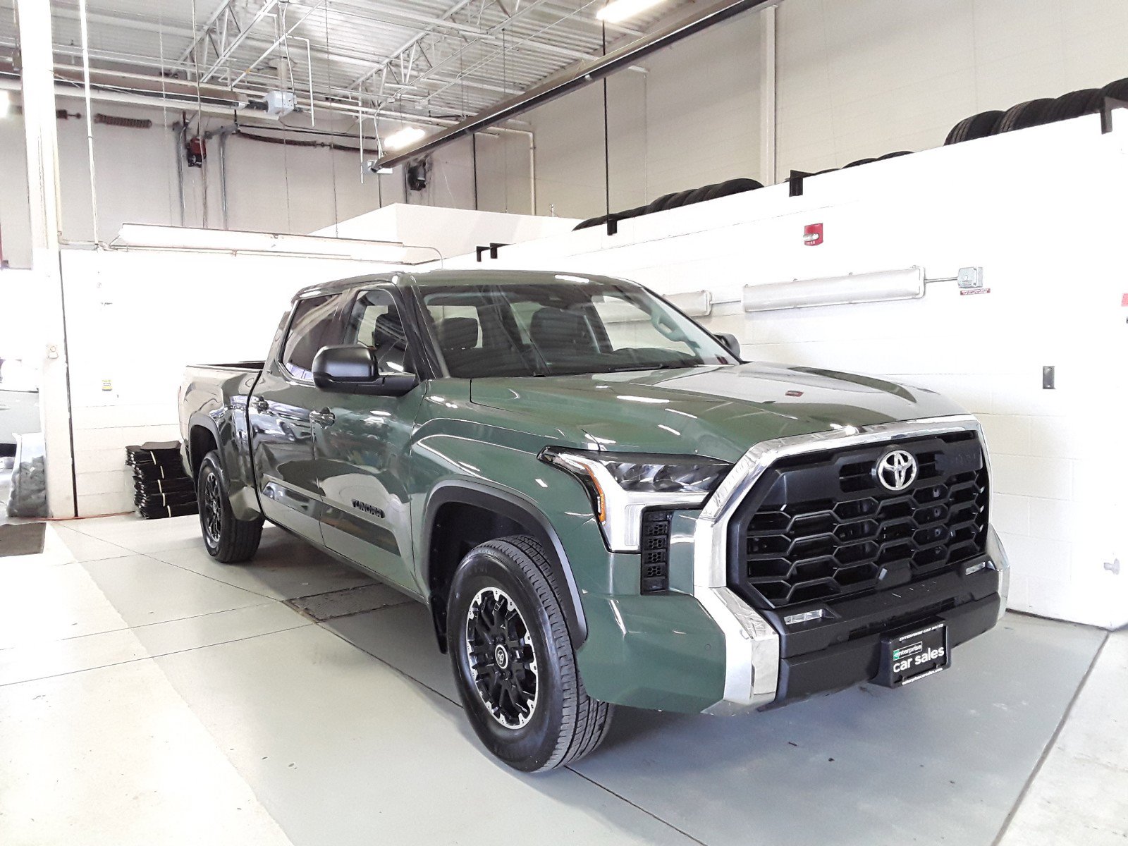 2023 Toyota Tundra 4WD SR5 CrewMax 6.5' Bed