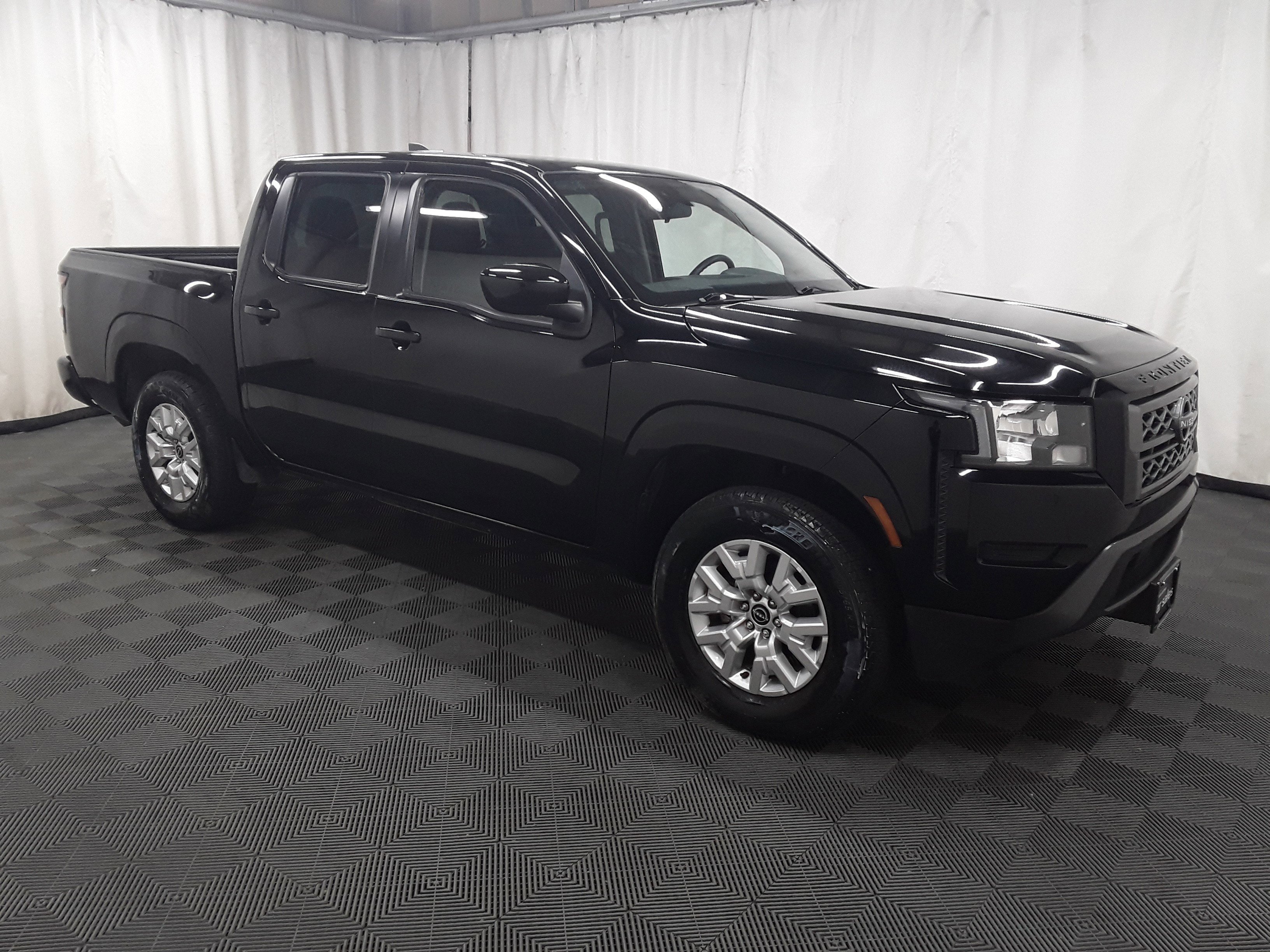2023 Nissan Frontier Crew Cab 4x2 SV Auto