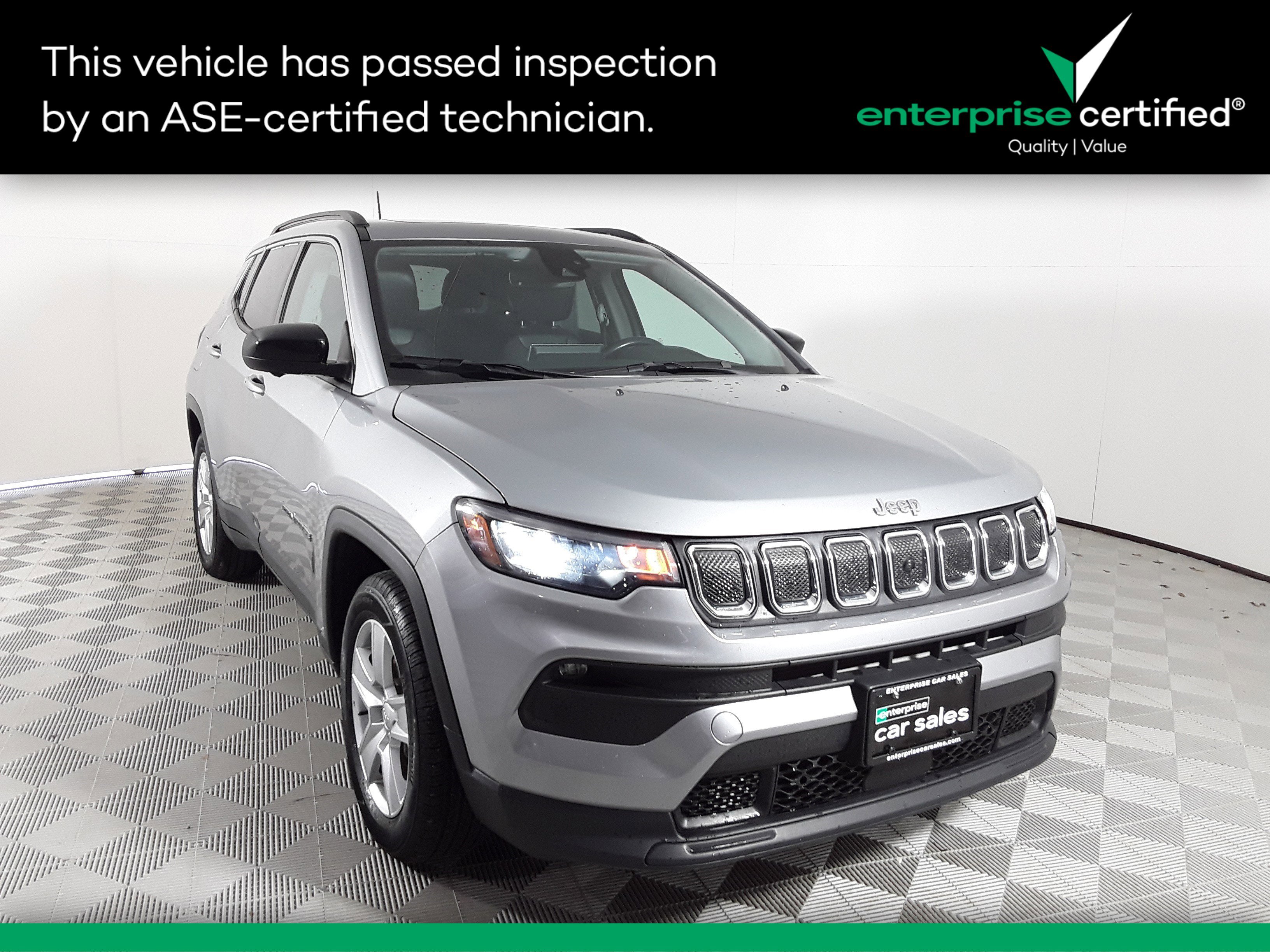 Used 2022 Jeep Compass Latitude FWD