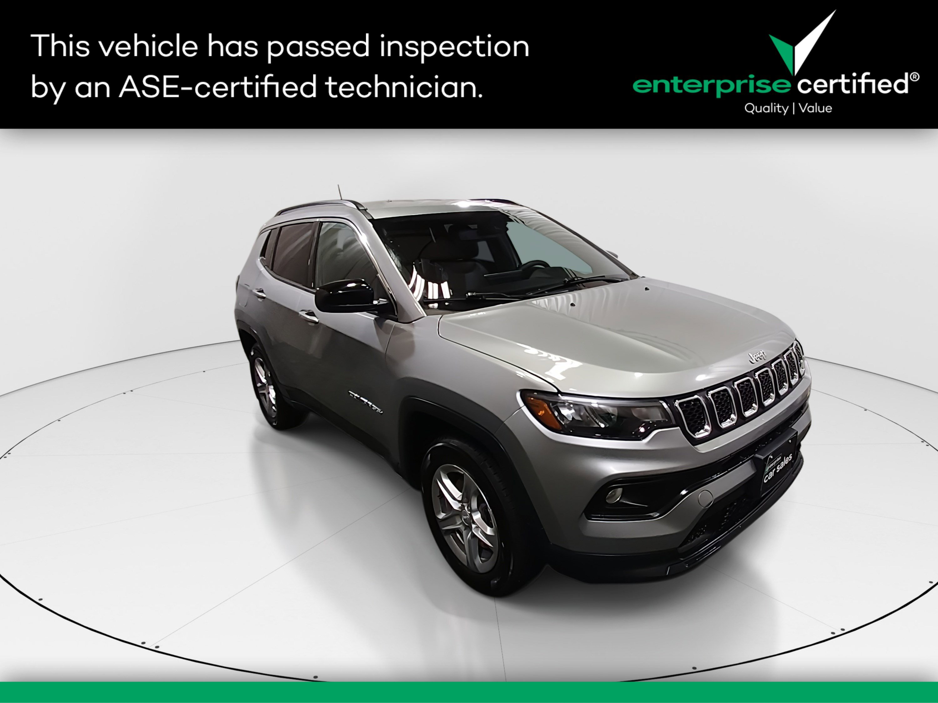 2024 Jeep Compass Latitude's photo
