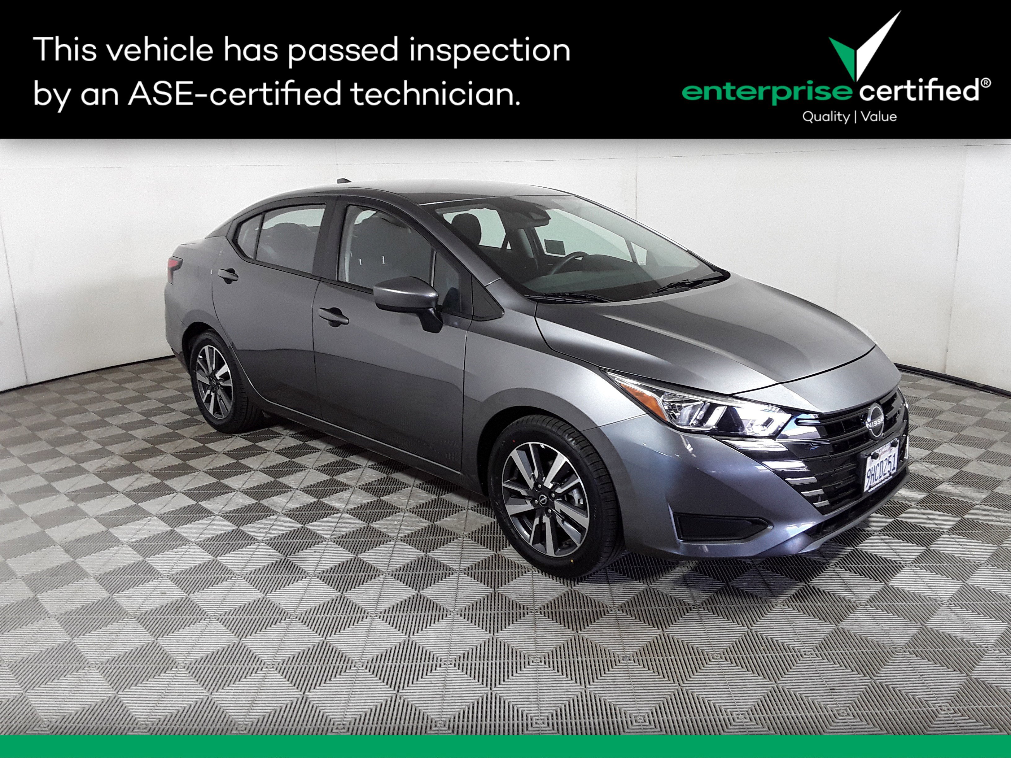 Used 2023 Nissan Versa SV CVT