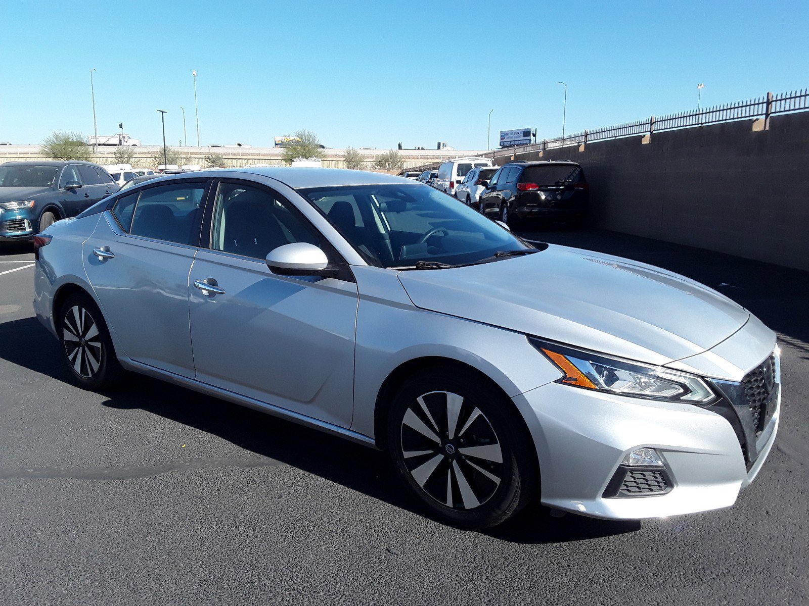 2022 Nissan Altima 2.5 SV Sedan