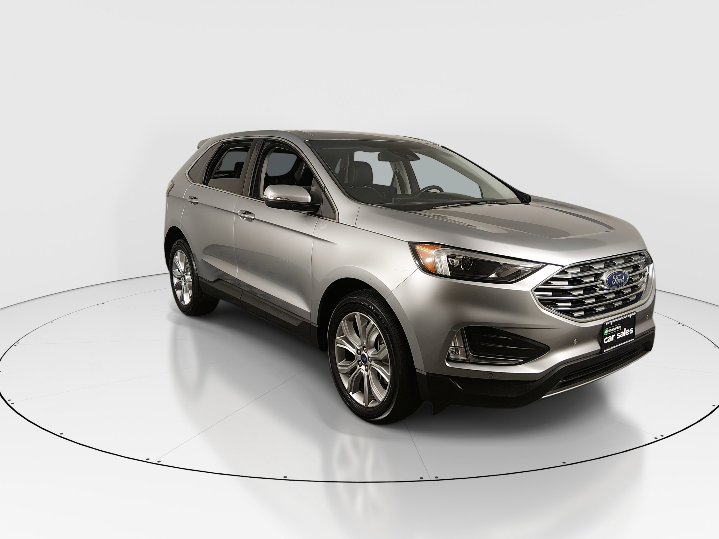 2022 Ford Edge Titanium's photo