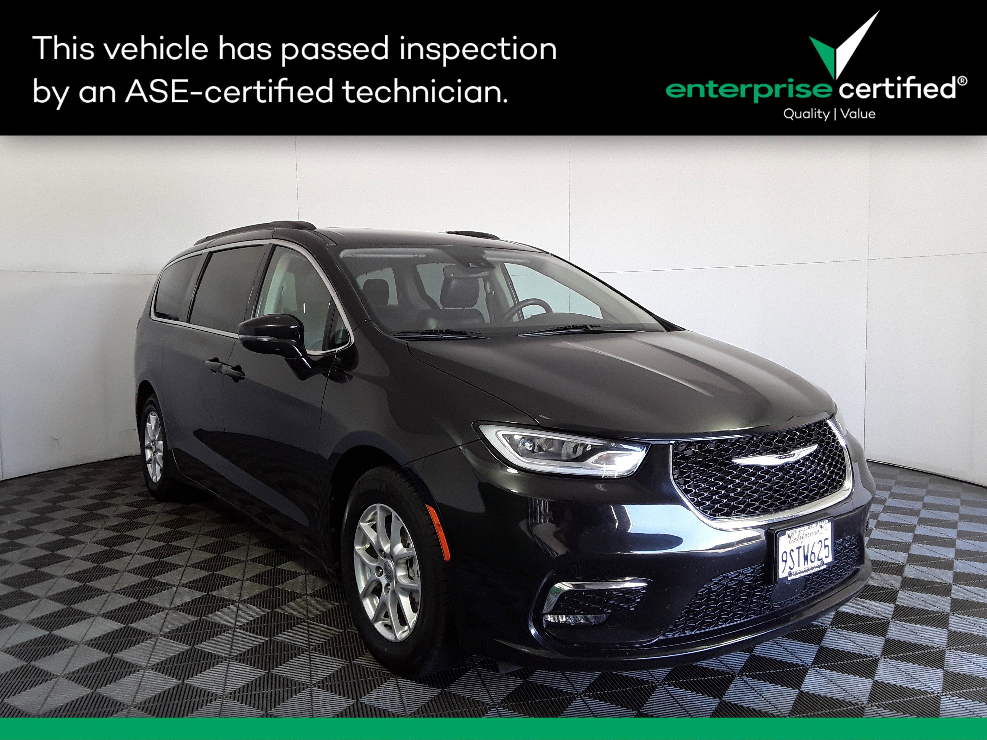 Used 2022 Chrysler Pacifica Touring L FWD