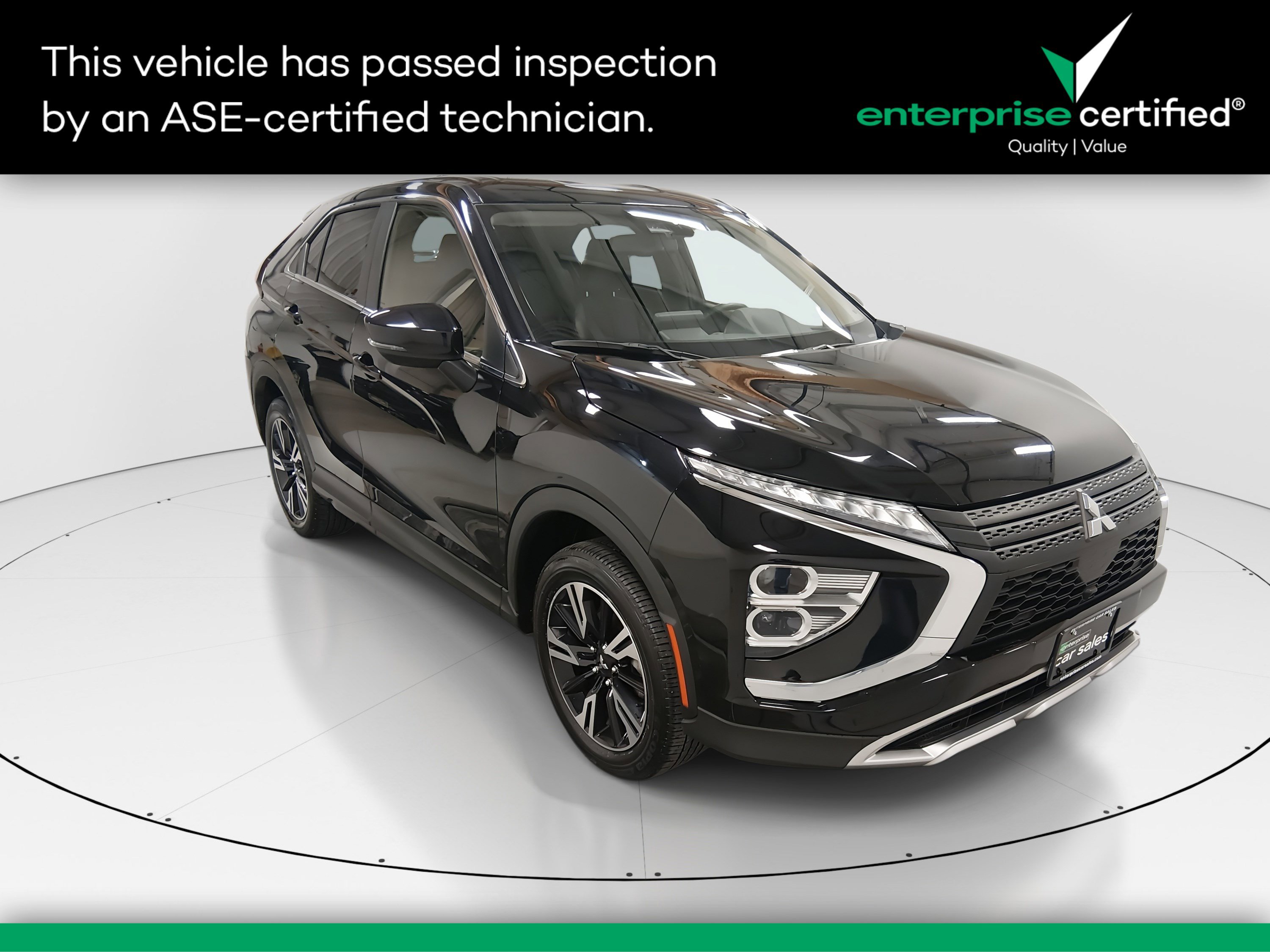 2025 Mitsubishi Eclipse Cross SE's photo