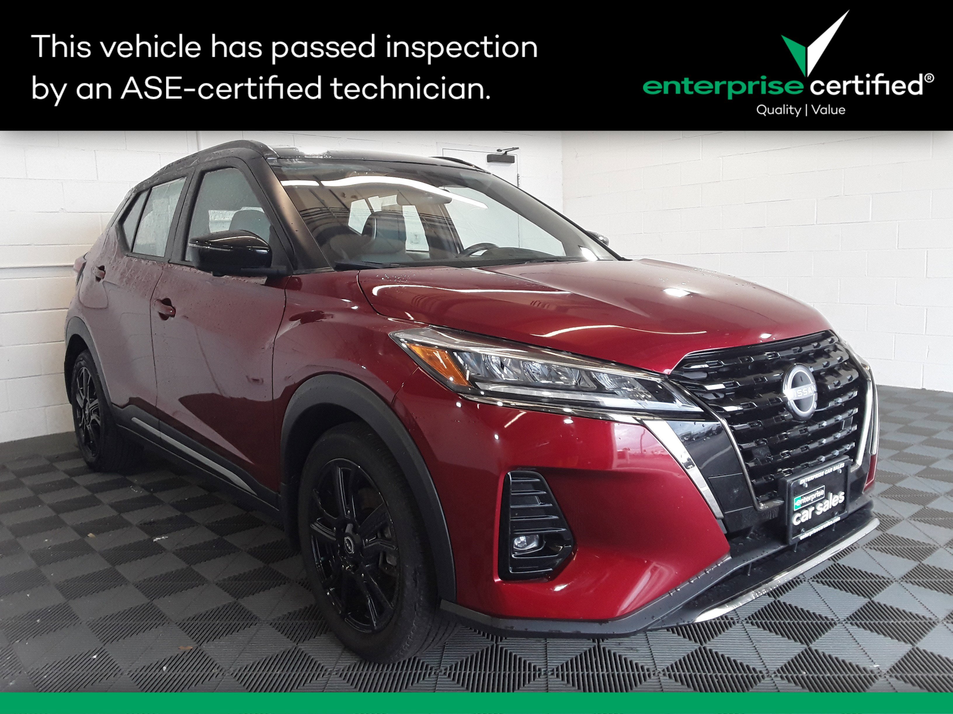 Used 2023 Nissan Kicks SR FWD