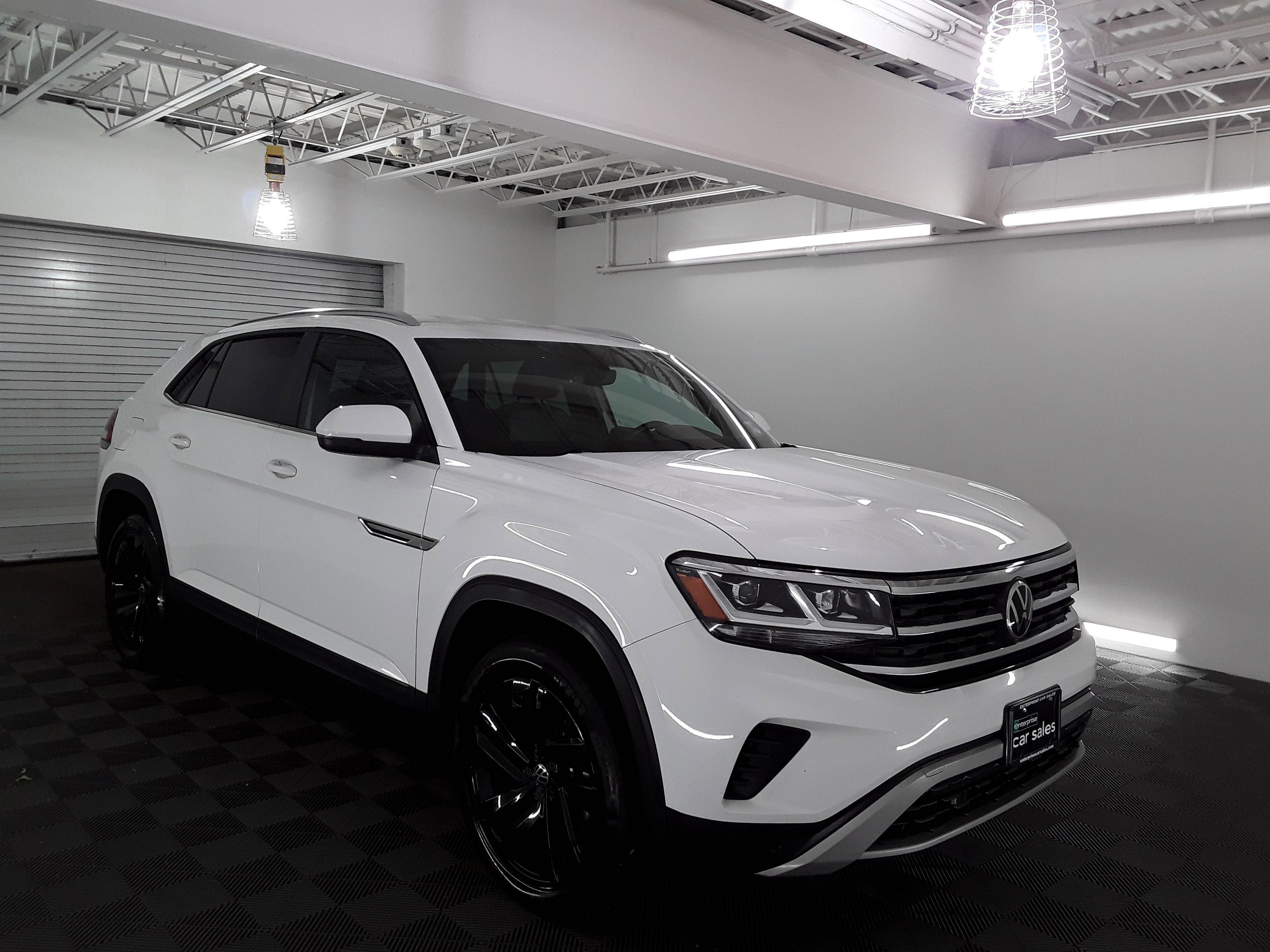 2022 Volkswagen Atlas Cross Sport 3.6L V6 SE w/Technology 4MOTION