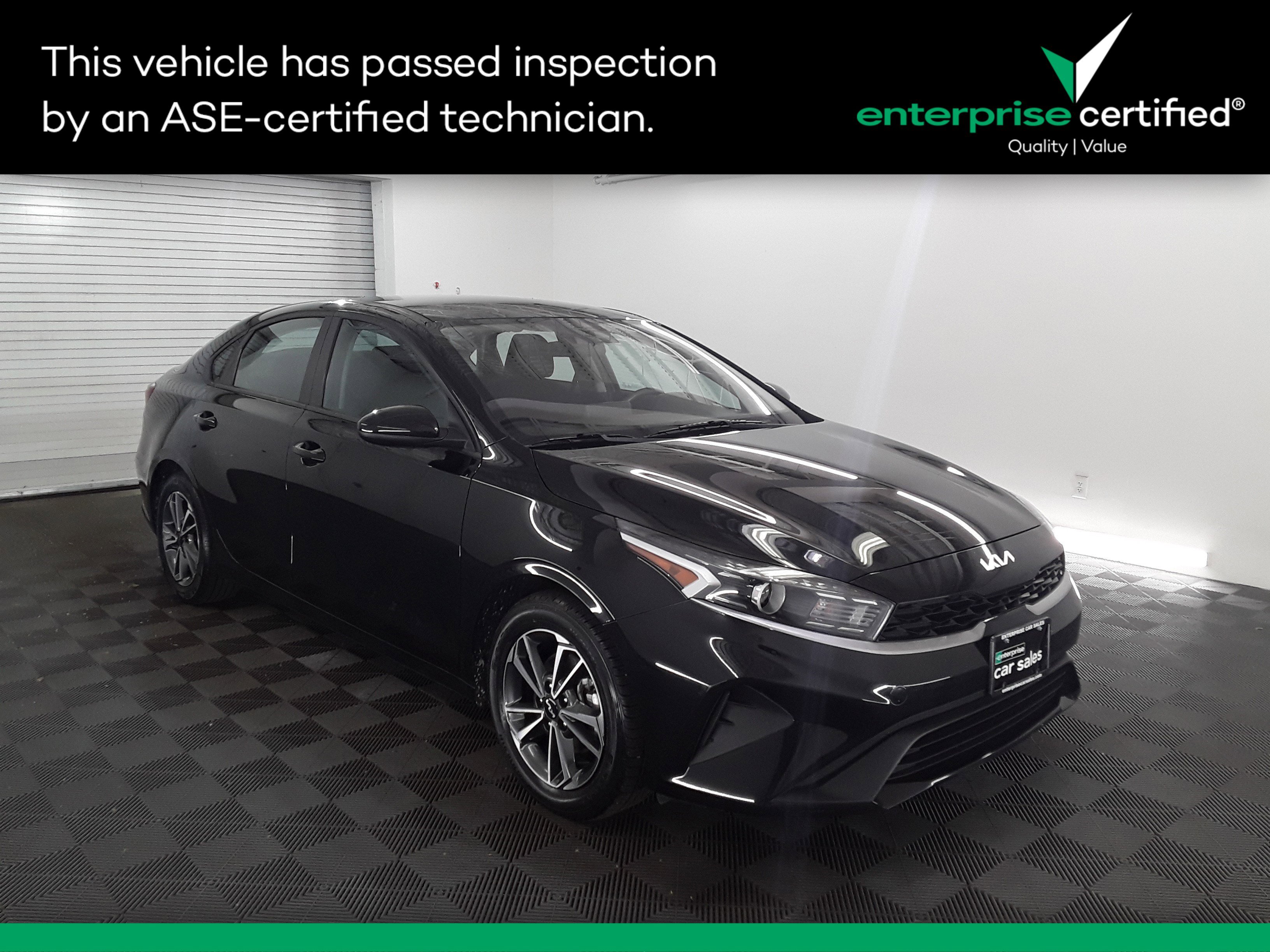 2023 Kia Forte LXS IVT
