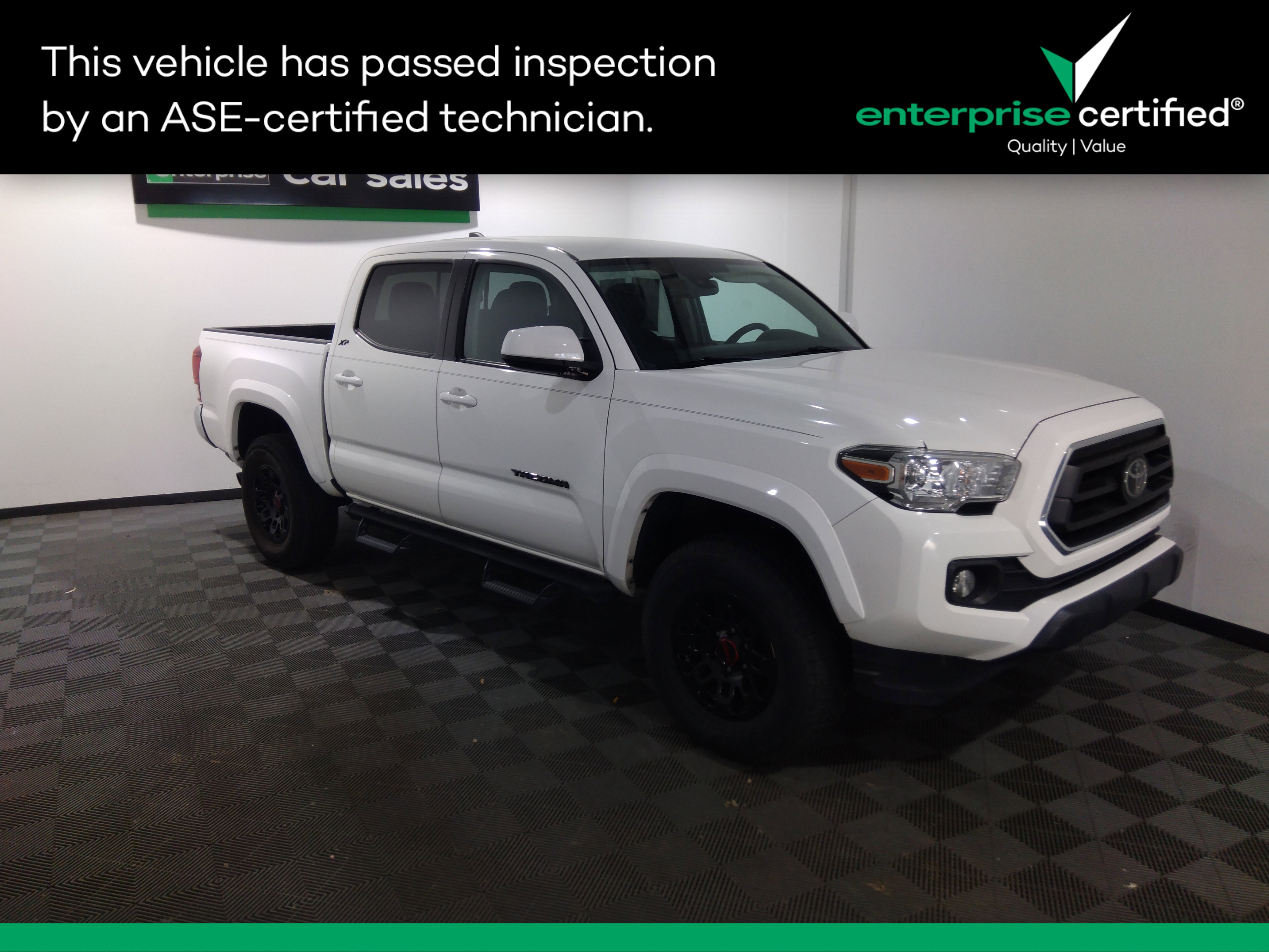 2022 Toyota Tacoma 2WD SR5 Double Cab 5' Bed V6 AT