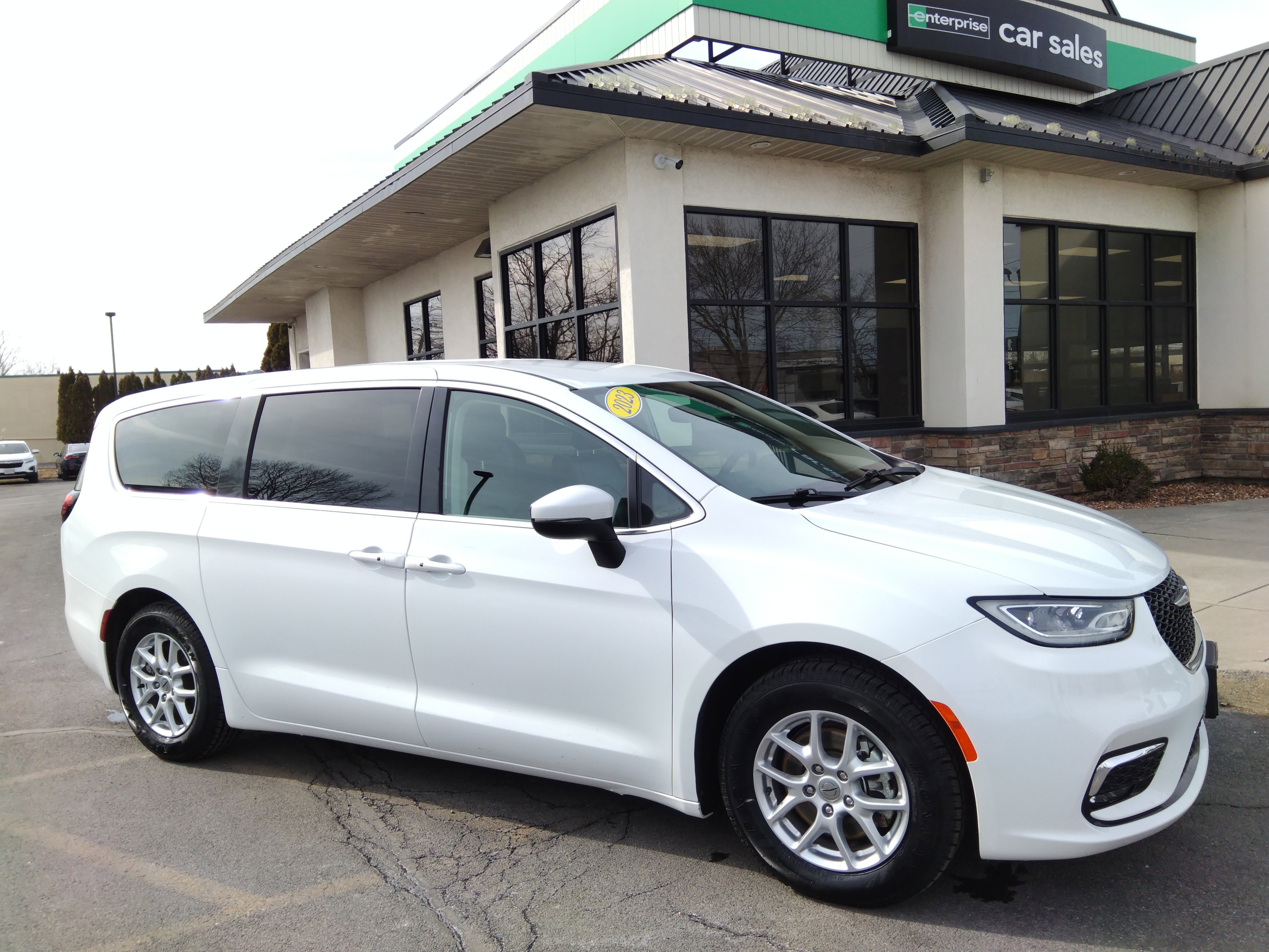 2023 Chrysler Pacifica Touring L FWD