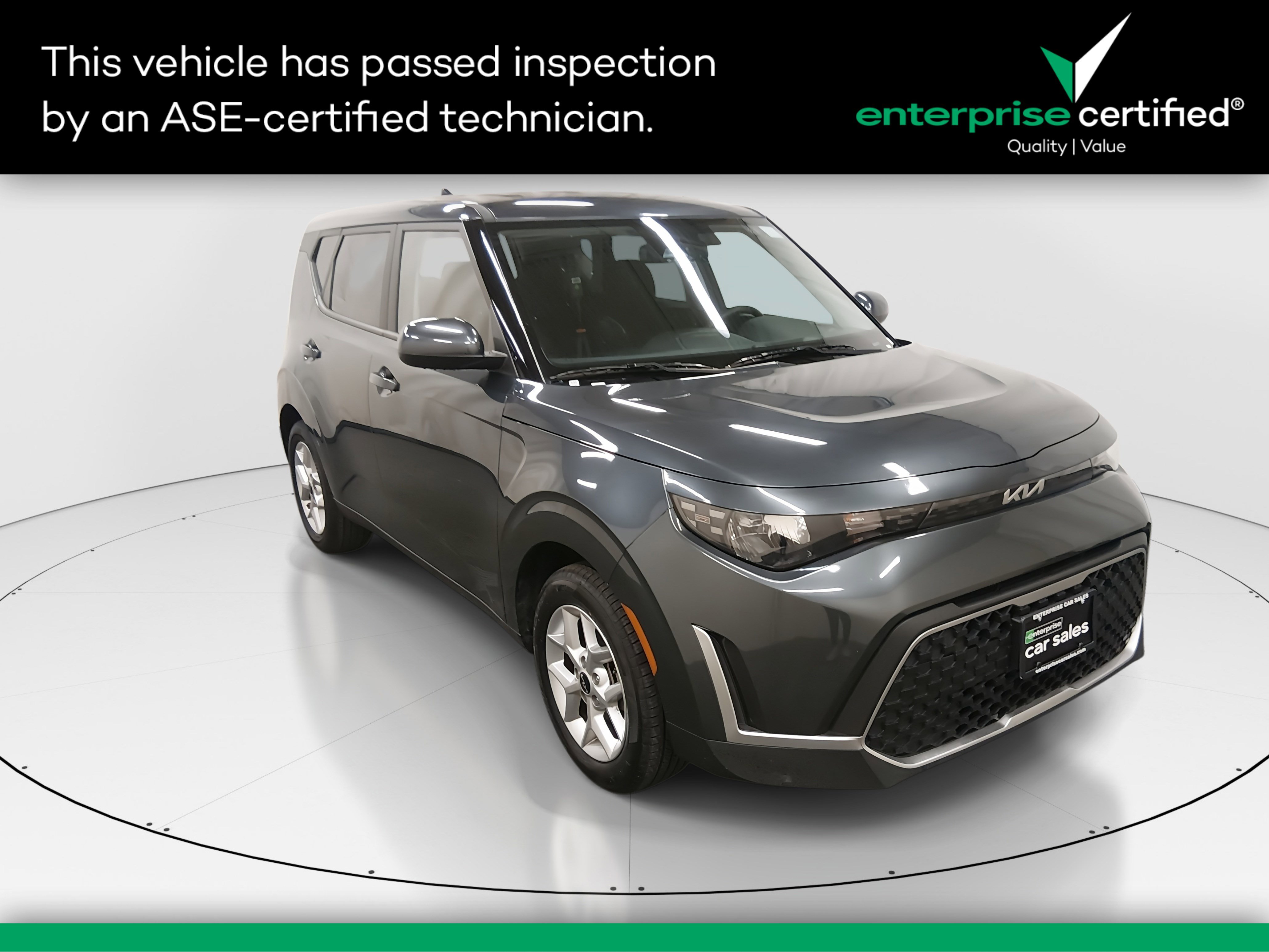 2025 Kia Soul LX's photo