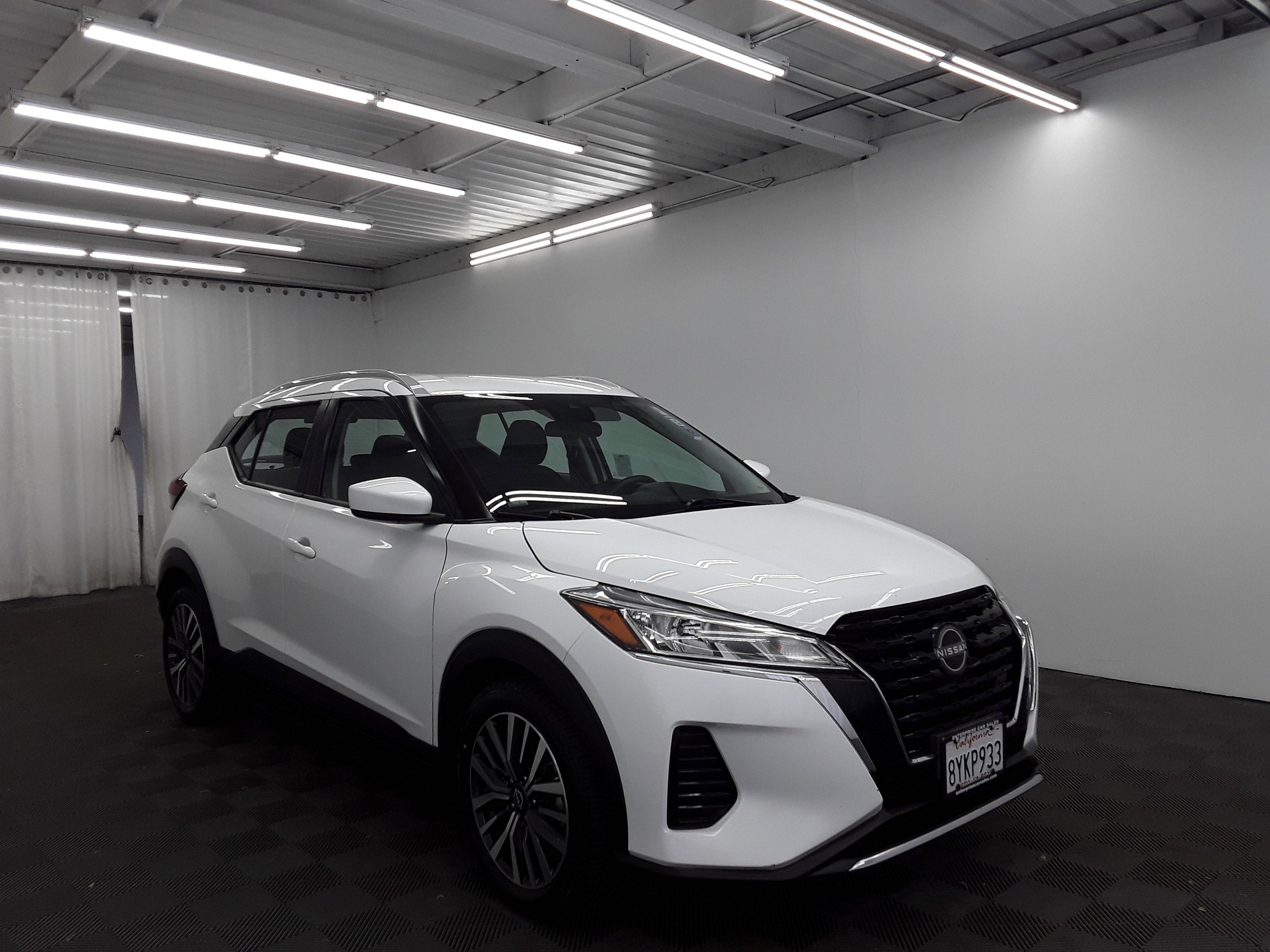 2022 Nissan Kicks SV FWD