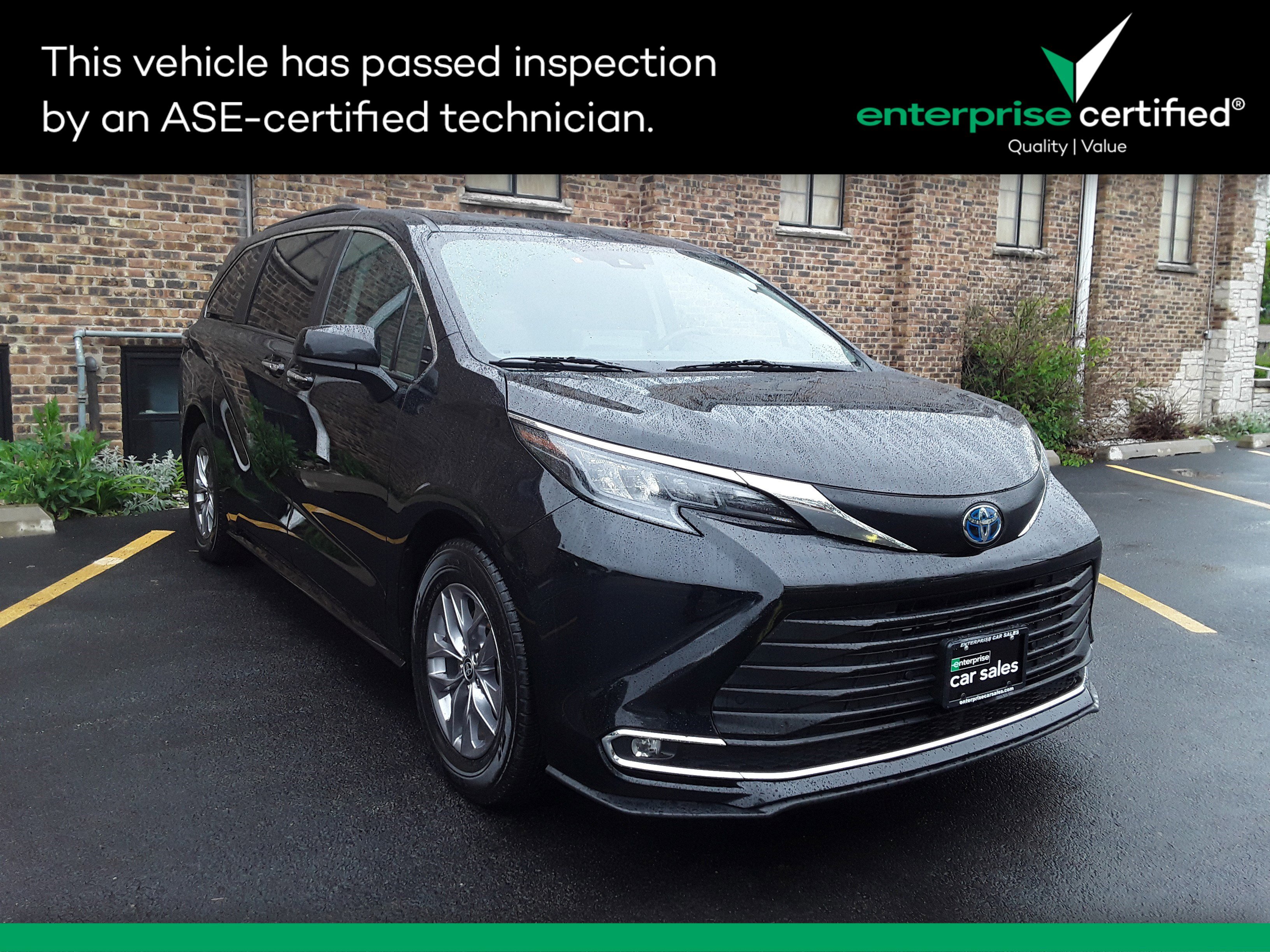 2024 Toyota Sienna XLE FWD 7-Passenger