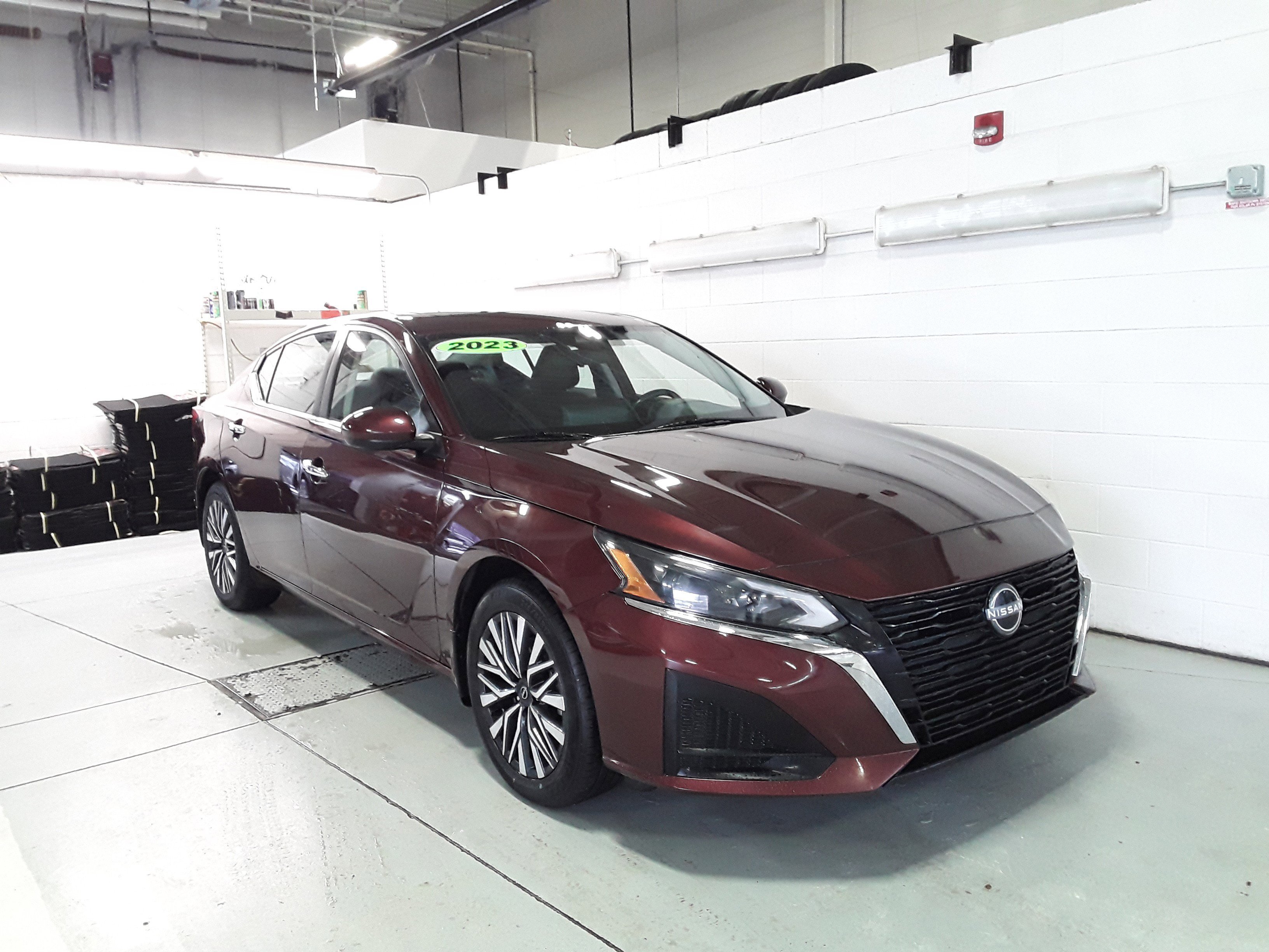 2023 Nissan Altima 2.5 SV AWD Sedan