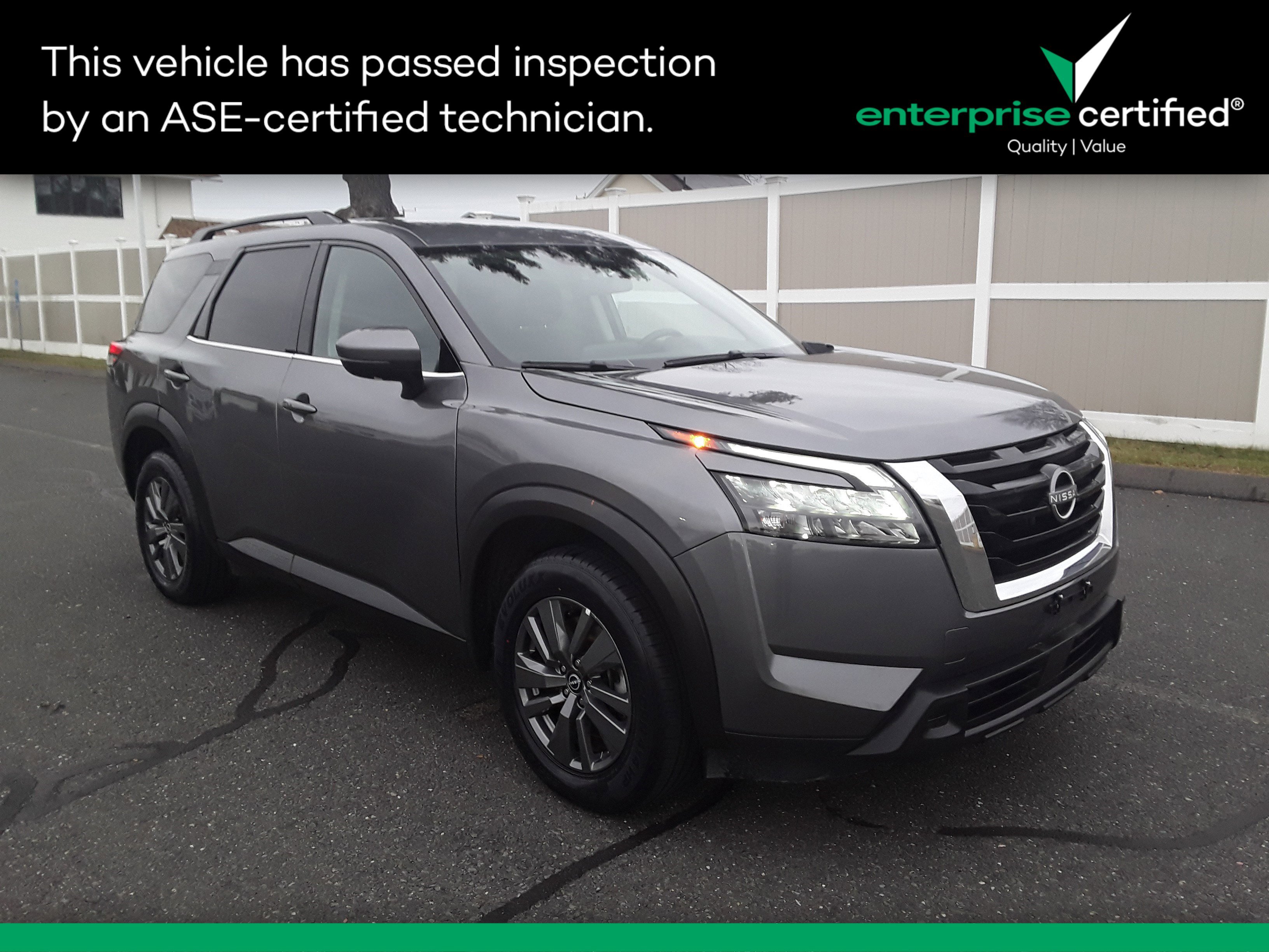 Used 2024 Nissan Pathfinder SV 4WD