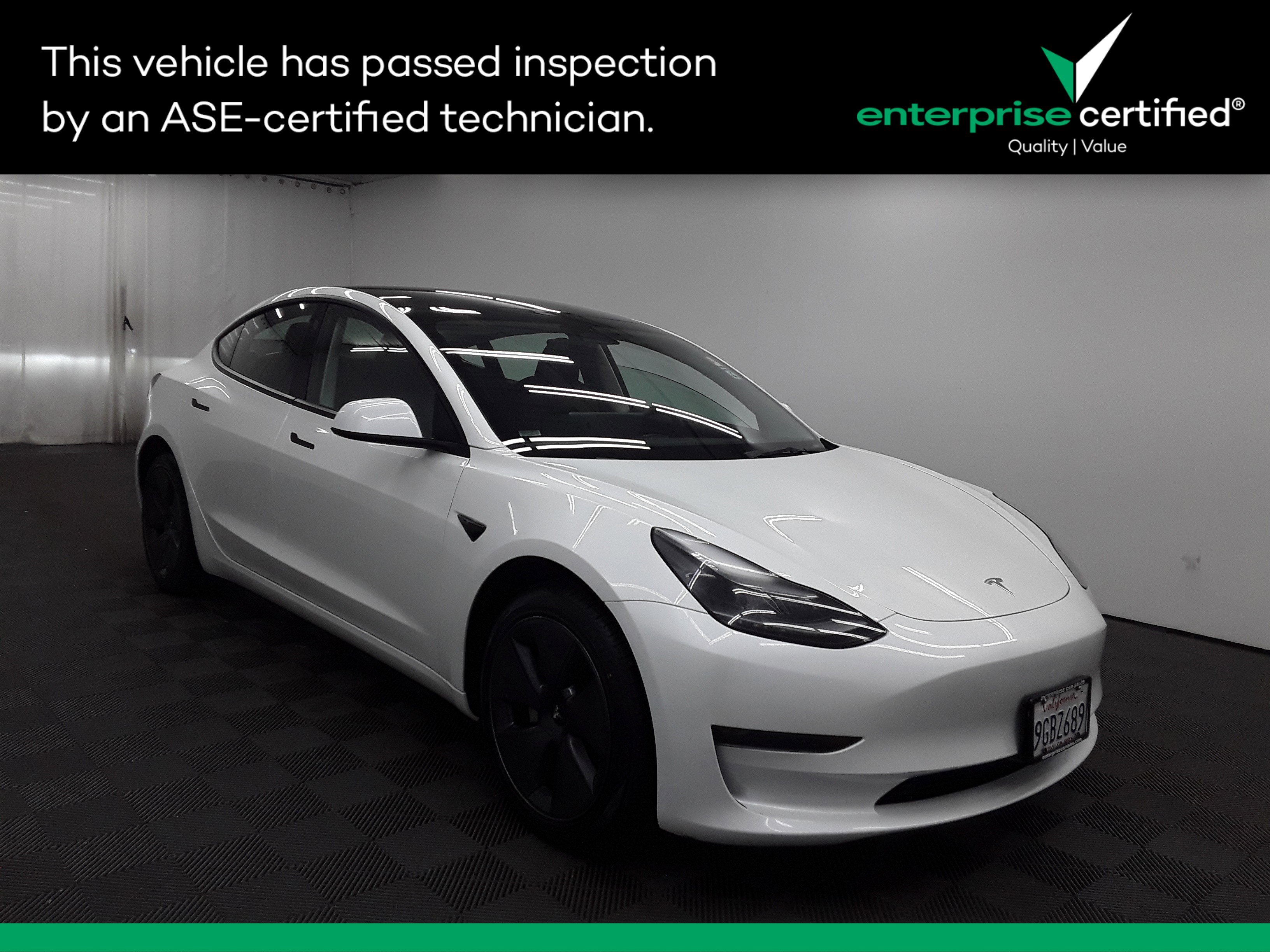 2023 Tesla Model 3 Base's photo