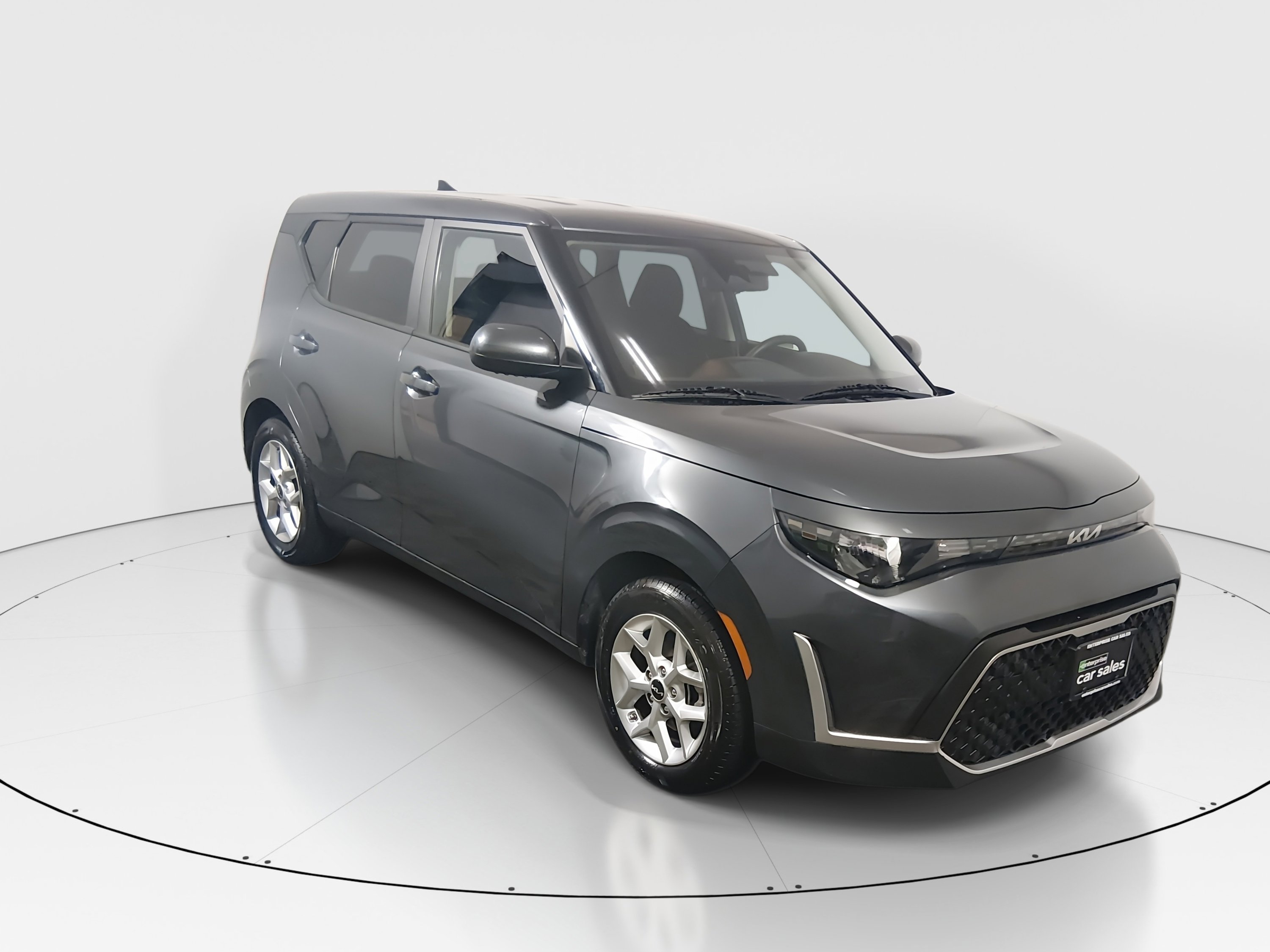 2023 Kia Soul LX's photo